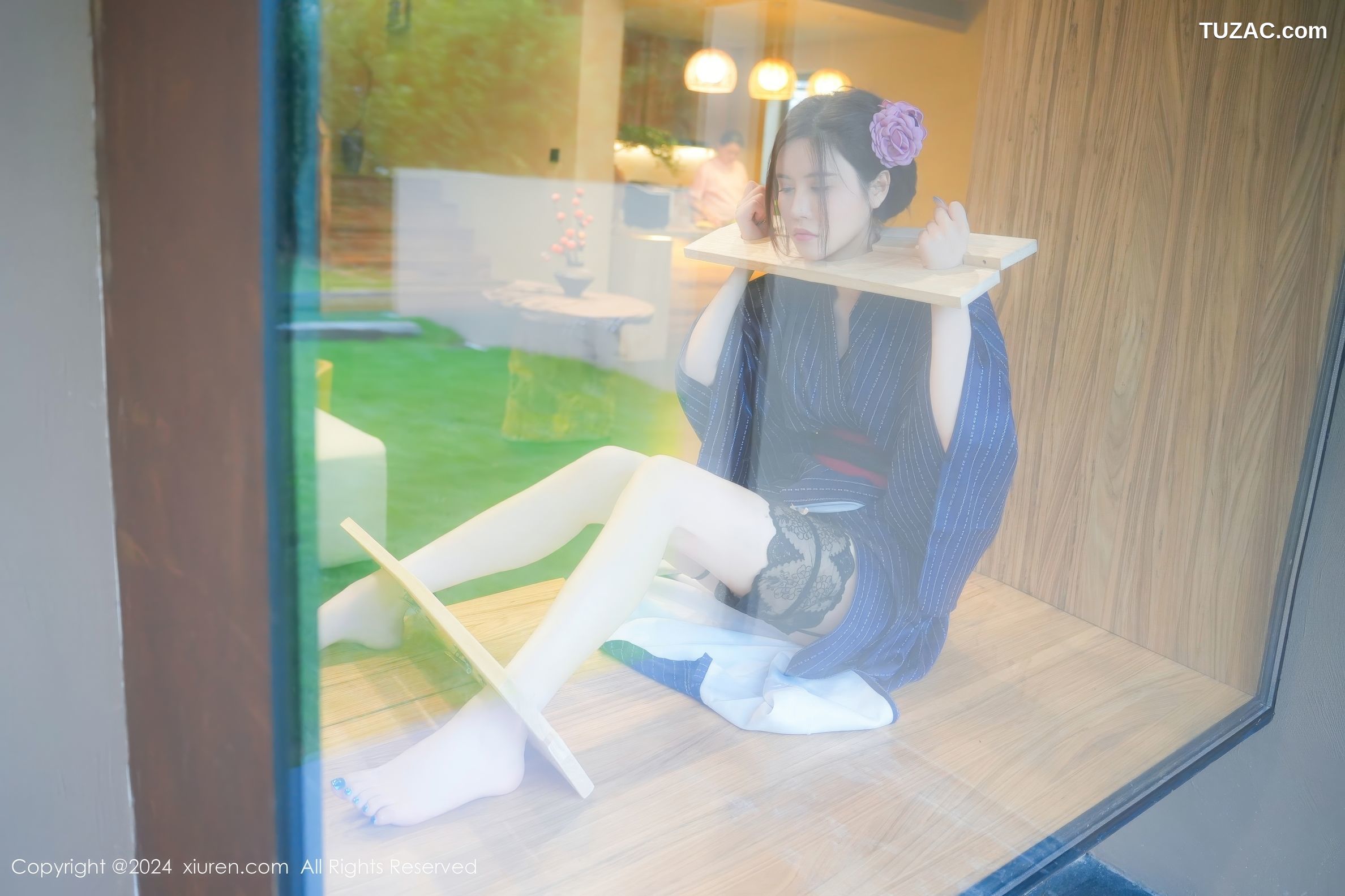XiuRen秀人网-8928-Erikaki-户外枷锁主题日式条纹和服爆乳露出-2024.07.26