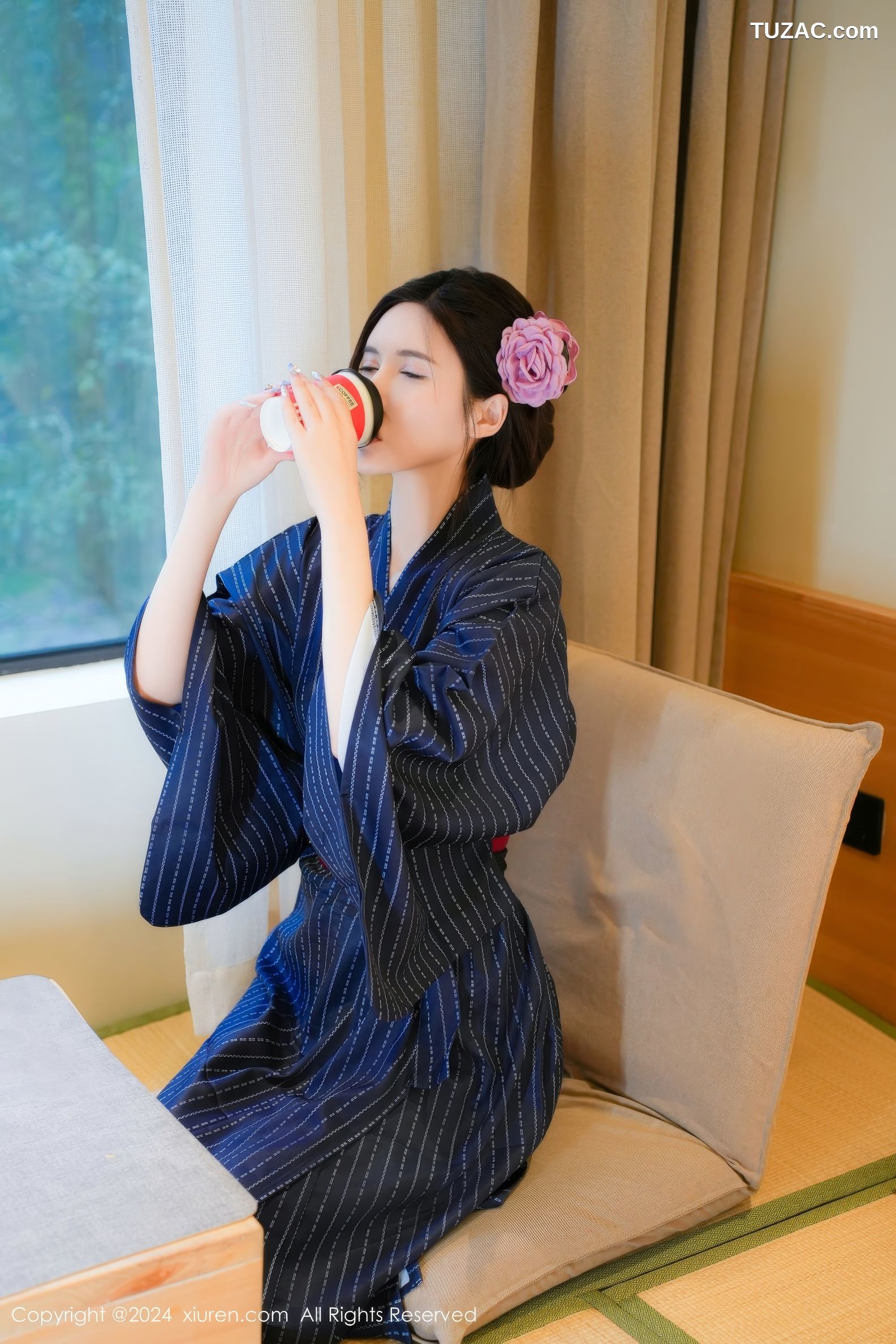 XiuRen秀人网-8928-Erikaki-户外枷锁主题日式条纹和服爆乳露出-2024.07.26