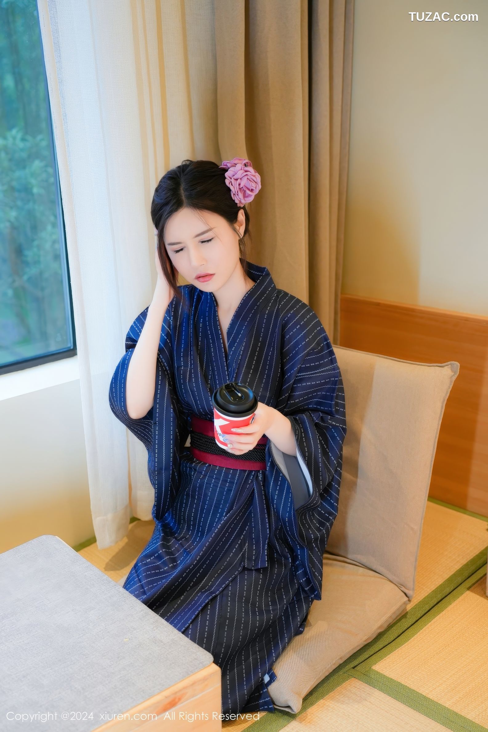 XiuRen秀人网-8928-Erikaki-户外枷锁主题日式条纹和服爆乳露出-2024.07.26