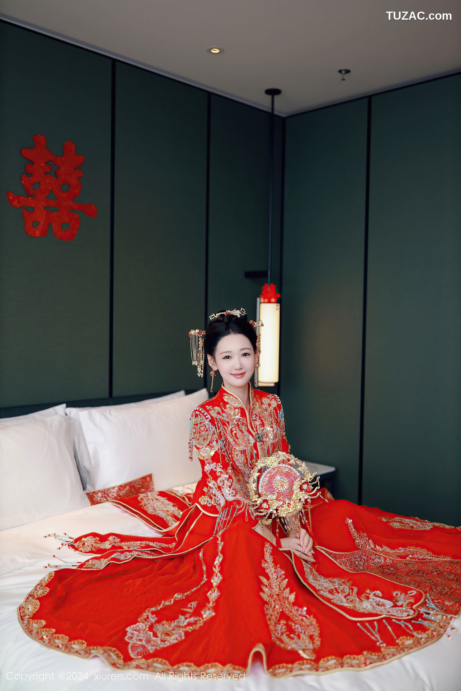 XiuRen秀人网-8972-唐安琪-迪拜旅拍-新娘红妆红色内衣爆乳-2024.08.05