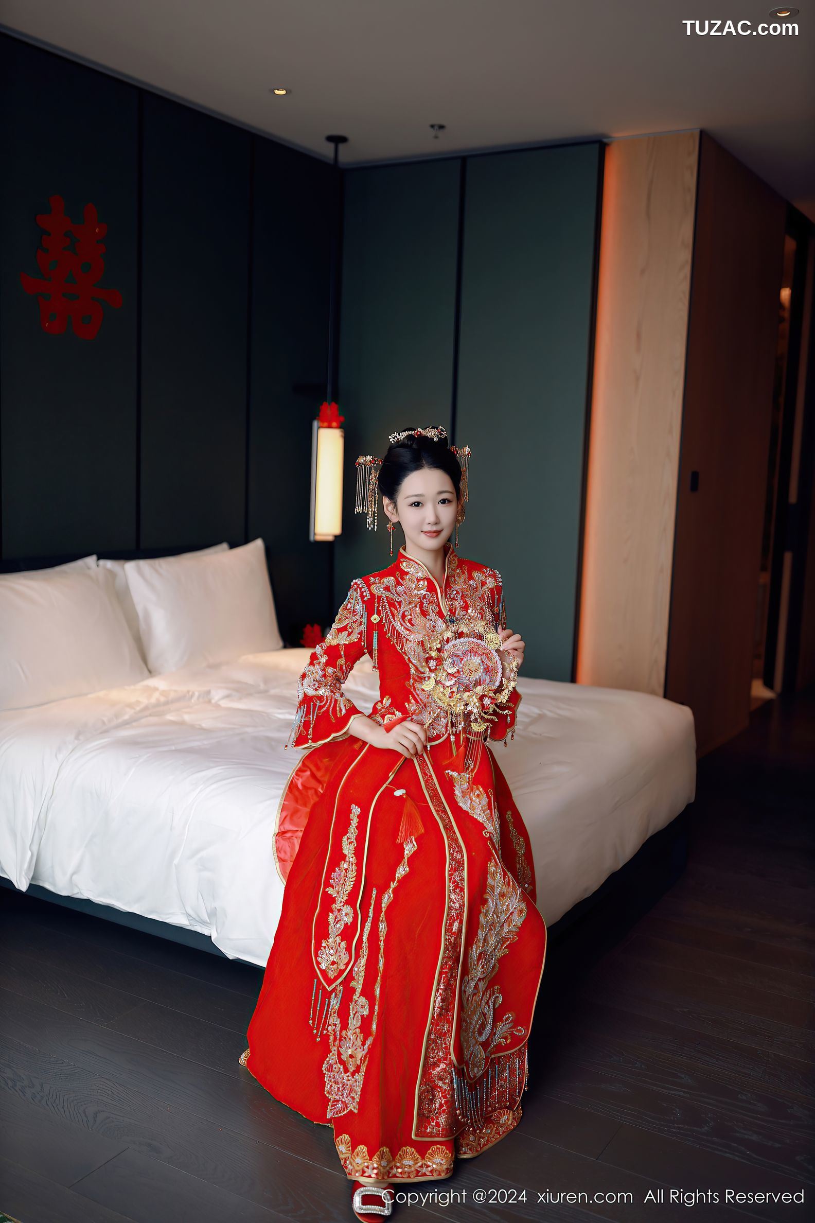 XiuRen秀人网-8972-唐安琪-迪拜旅拍-新娘红妆红色内衣爆乳-2024.08.05