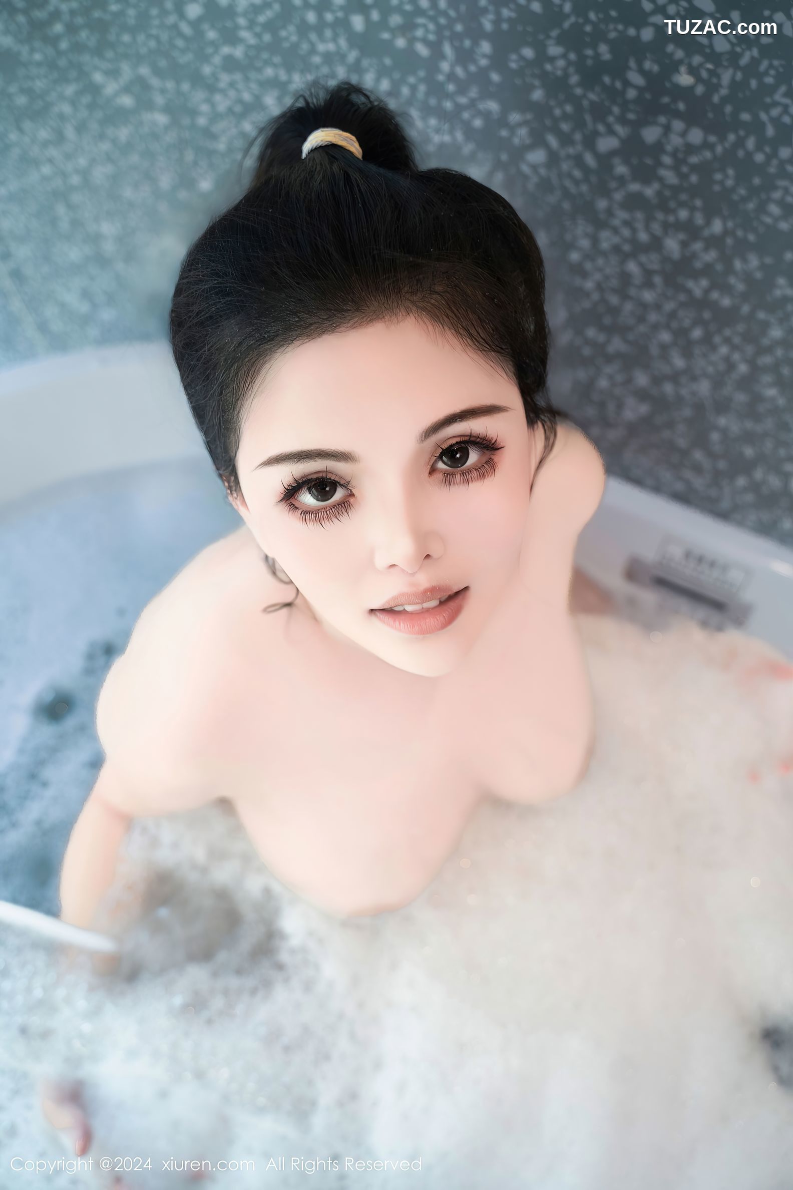 XiuRen秀人网-8981-陈三穗-首套-女学生蓝白运动服奶牛内衣爆乳-2024.08.08