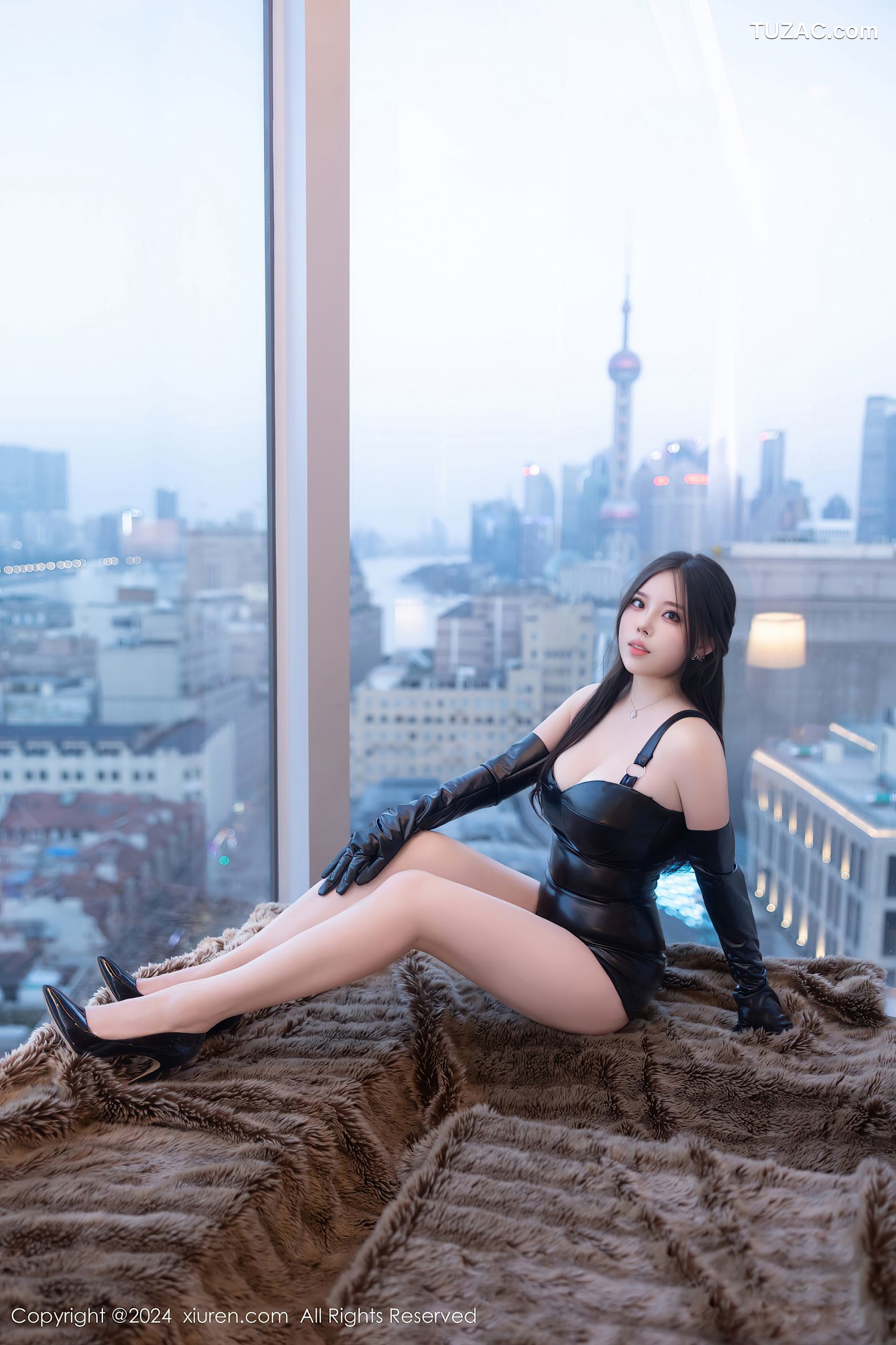 XiuRen秀人网-9012-白茹雪abby-黑色皮质连衣短裙-2024.08.14