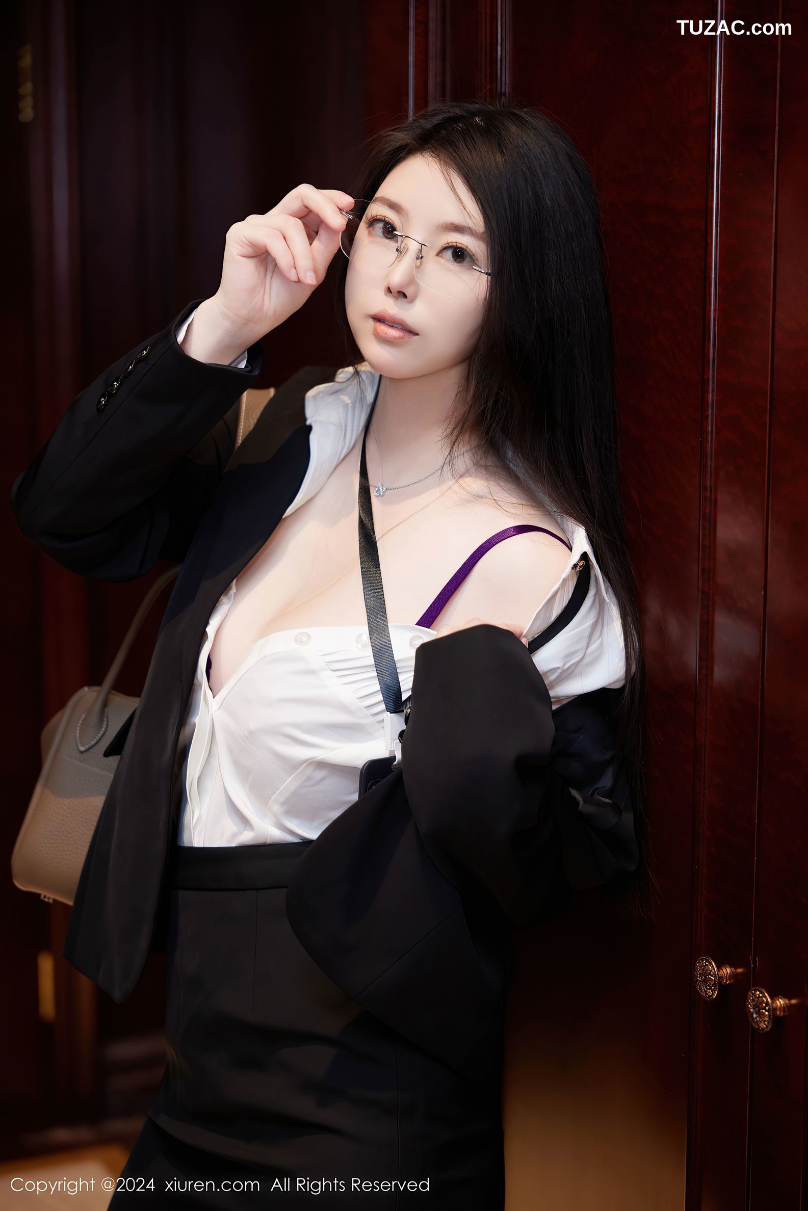 XiuRen秀人网-9131-白茹雪abby-OL黑色裙装白衬衫紫色内衣-2024.09.09