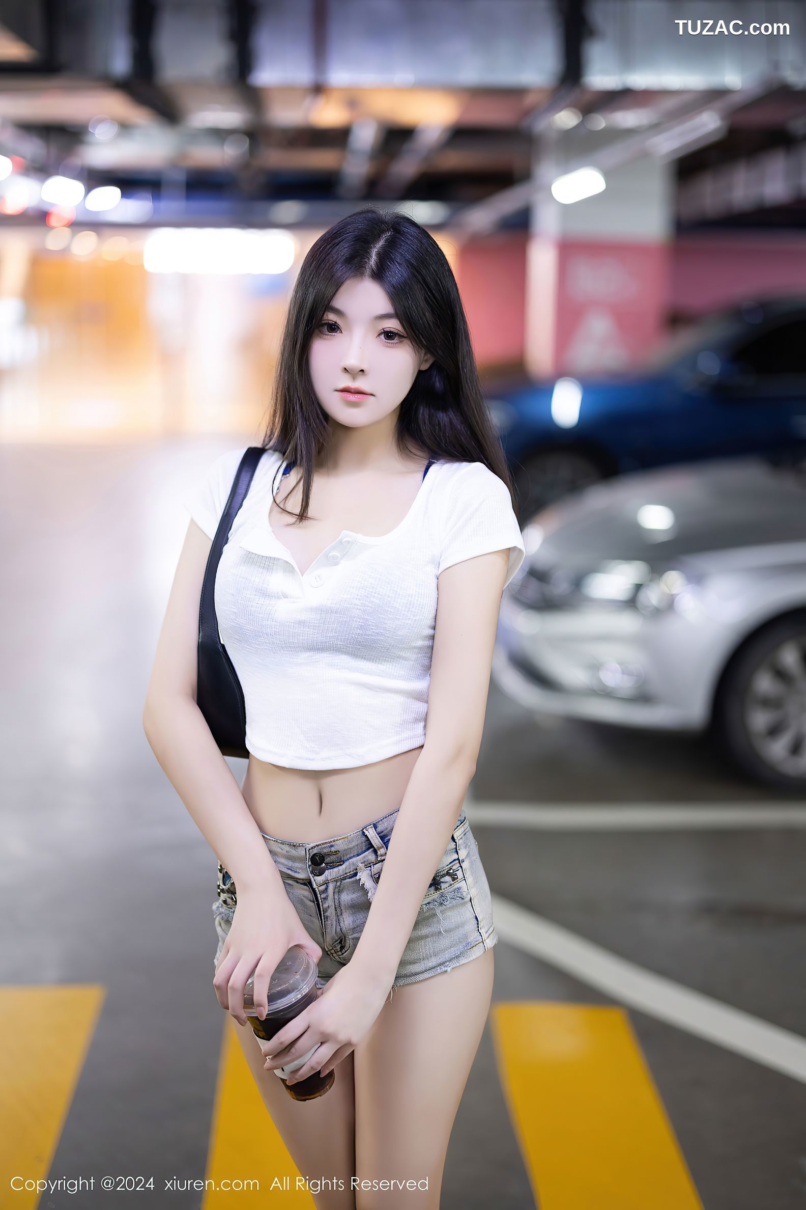 XiuRen秀人网-9141-初梦瑶-首套写真-白T超短牛仔裤美腿-2024.09.11
