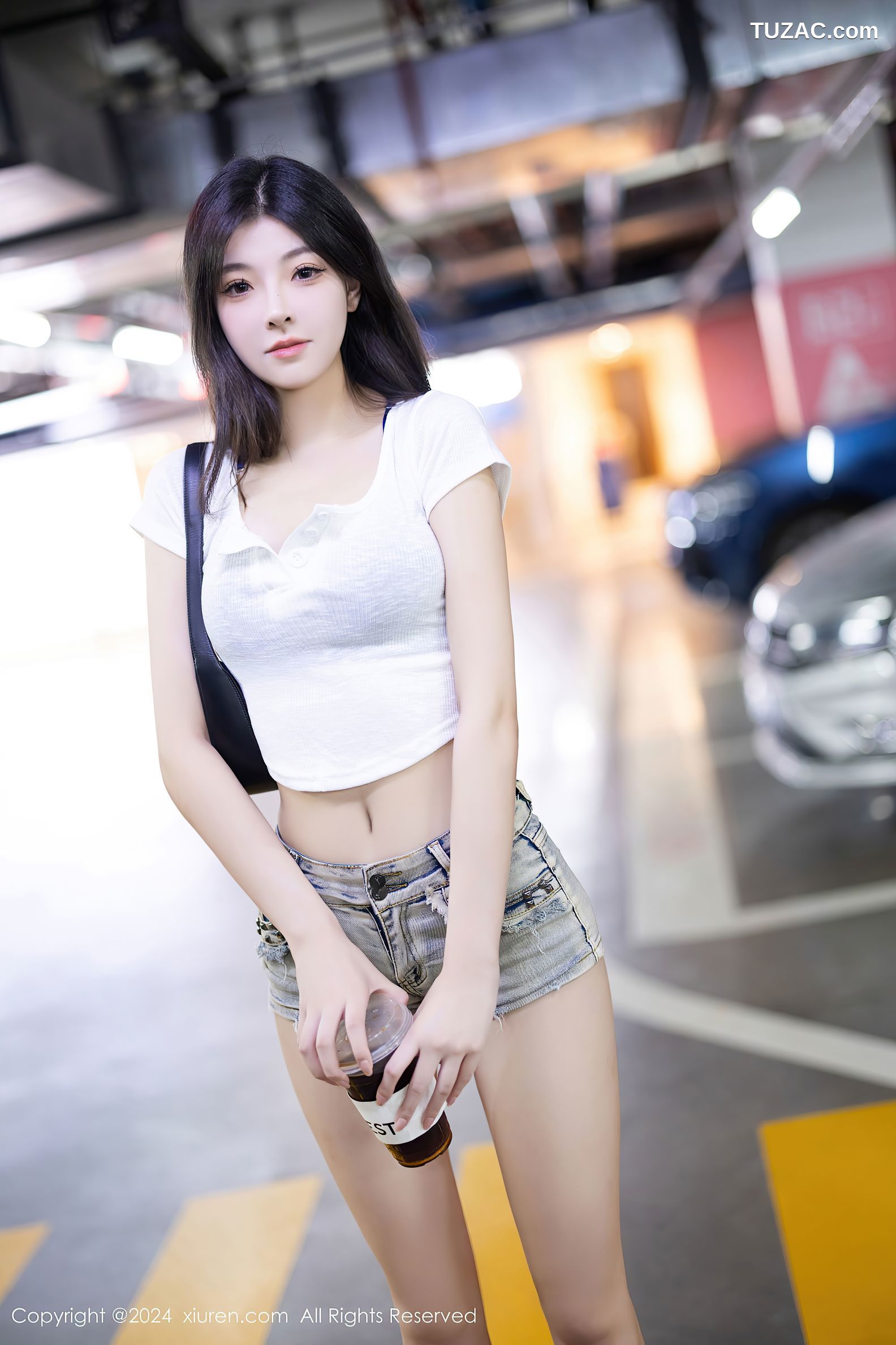 XiuRen秀人网-9141-初梦瑶-首套写真-白T超短牛仔裤美腿-2024.09.11