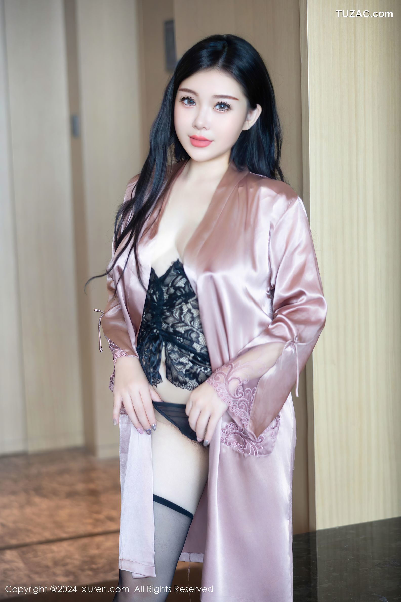 XiuRen秀人网-9159-白洁Bessie-淡紫缎睡衣黑蕾丝情趣内衣黑丝爆乳-2024.09.14
