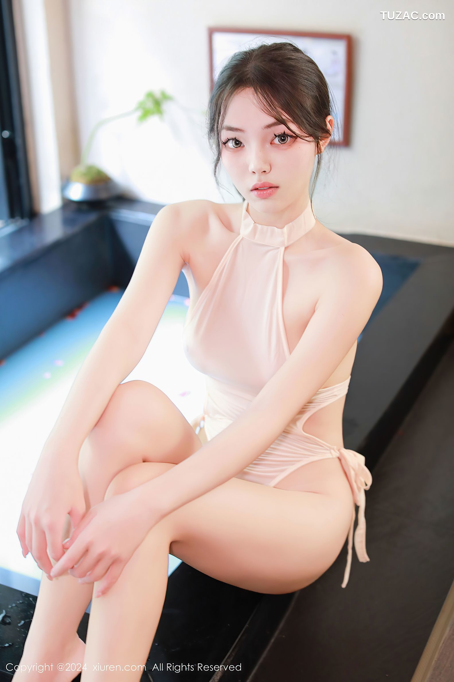 XiuRen秀人网-9160-叫我小猫-肉色连体衣-2024.09.14