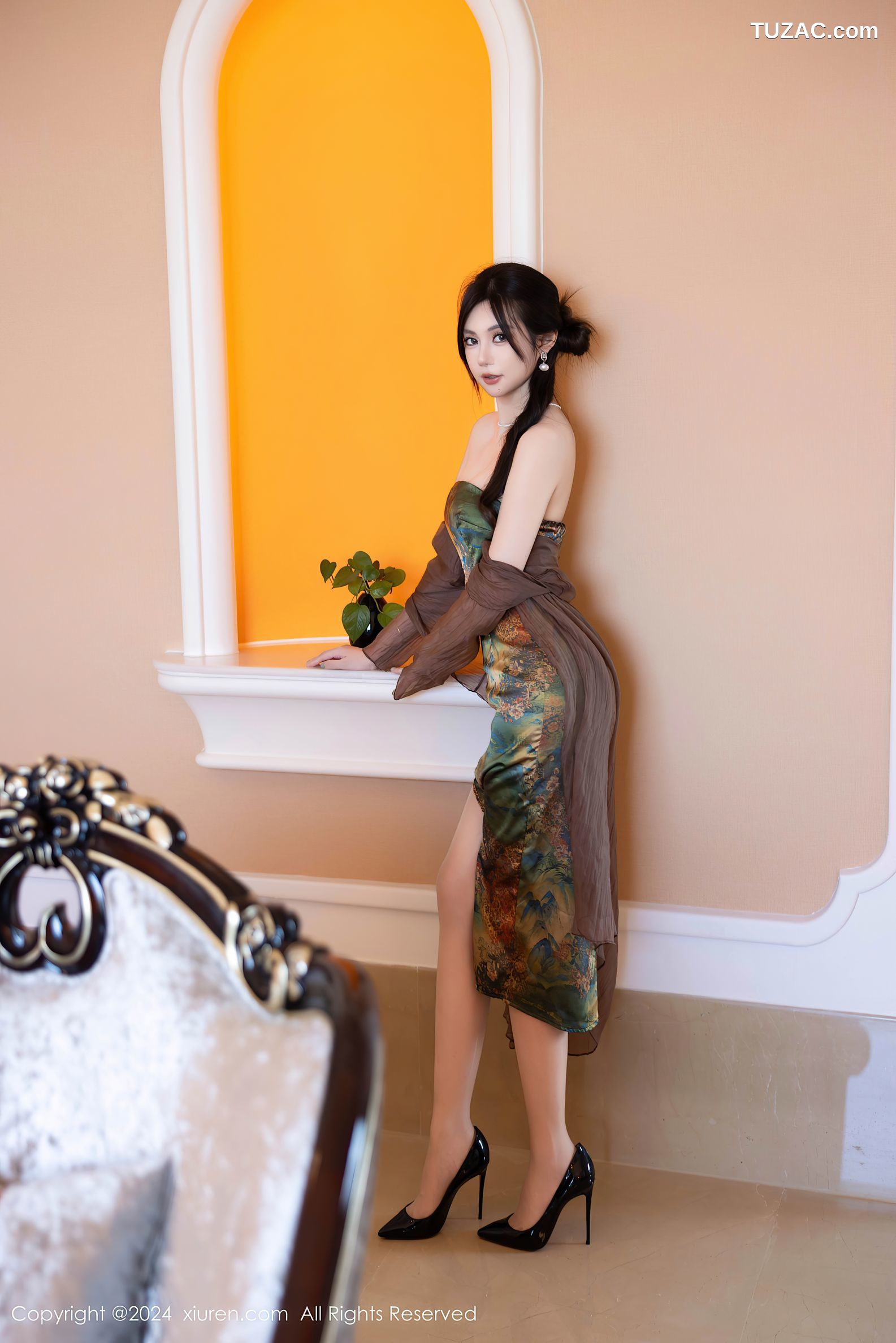 XiuRen秀人网-9161-绮里嘉ula-香肩亮丝写真-2024.09.14