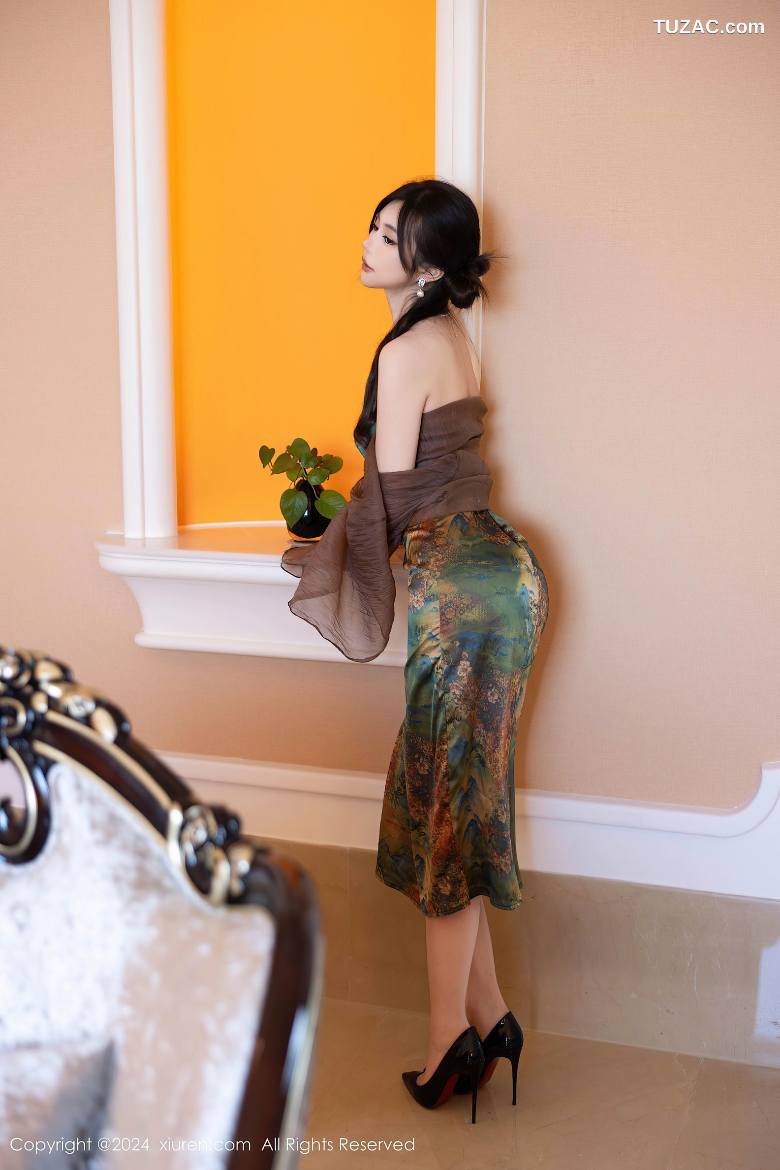 XiuRen秀人网-9161-绮里嘉ula-香肩亮丝写真-2024.09.14
