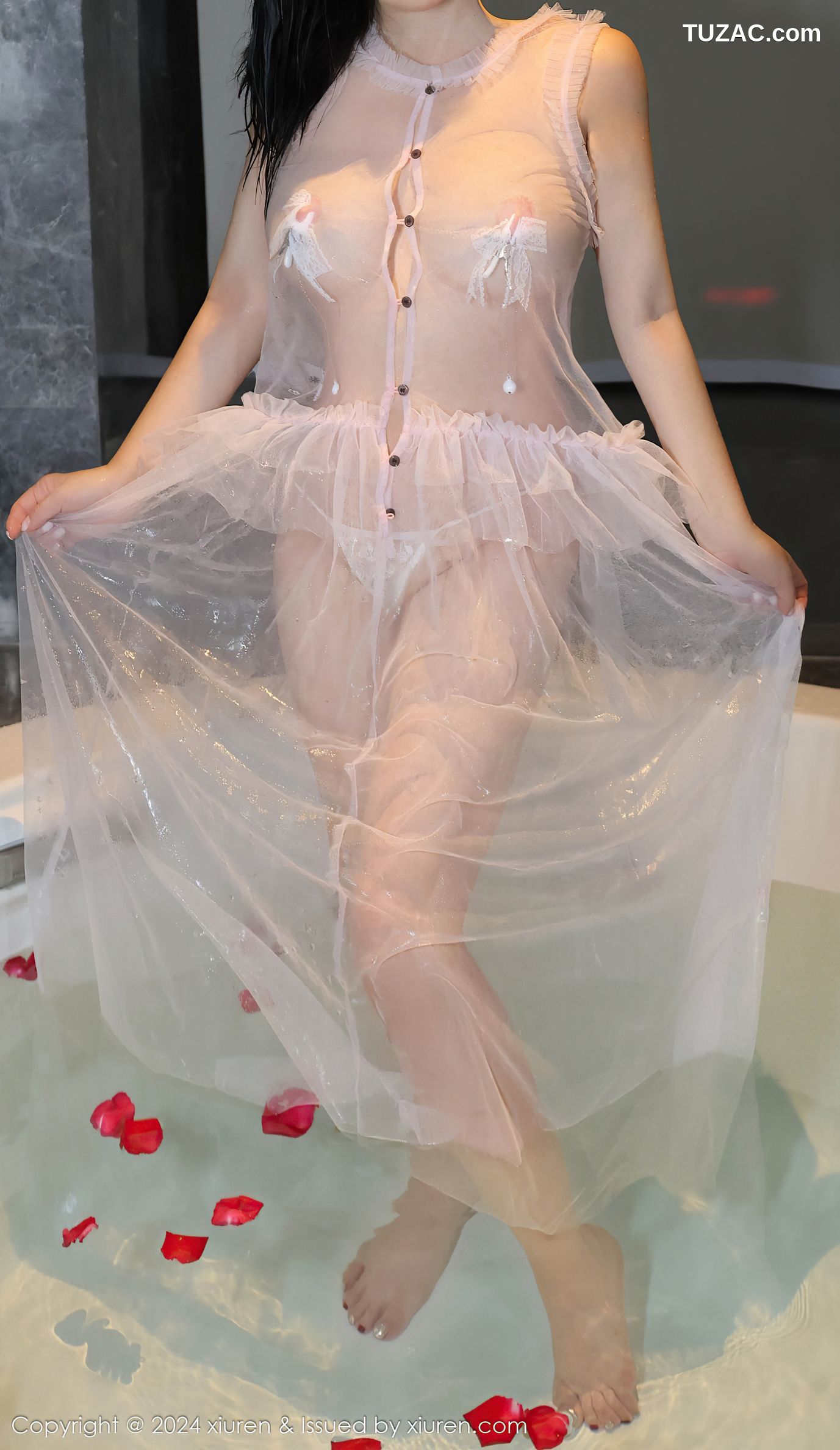 XiuRen秀人网-9164-小薯条nienie-萝莉户外诱惑-白纱透视情趣服-2024.09.14