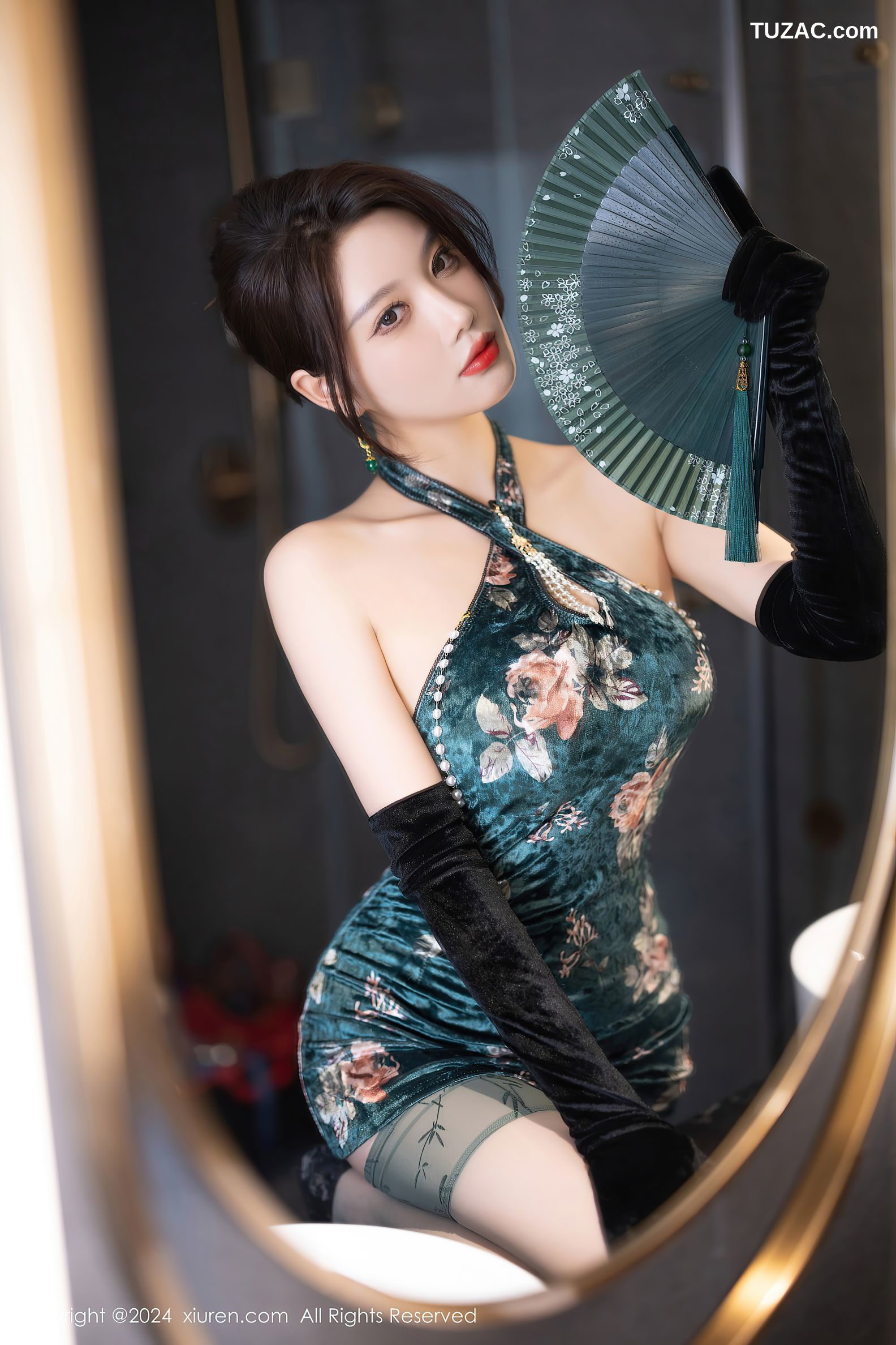 XiuRen秀人网-9165-杨晨晨Yome-墨绿短旗袍墨绿色内衣-2024.09.14