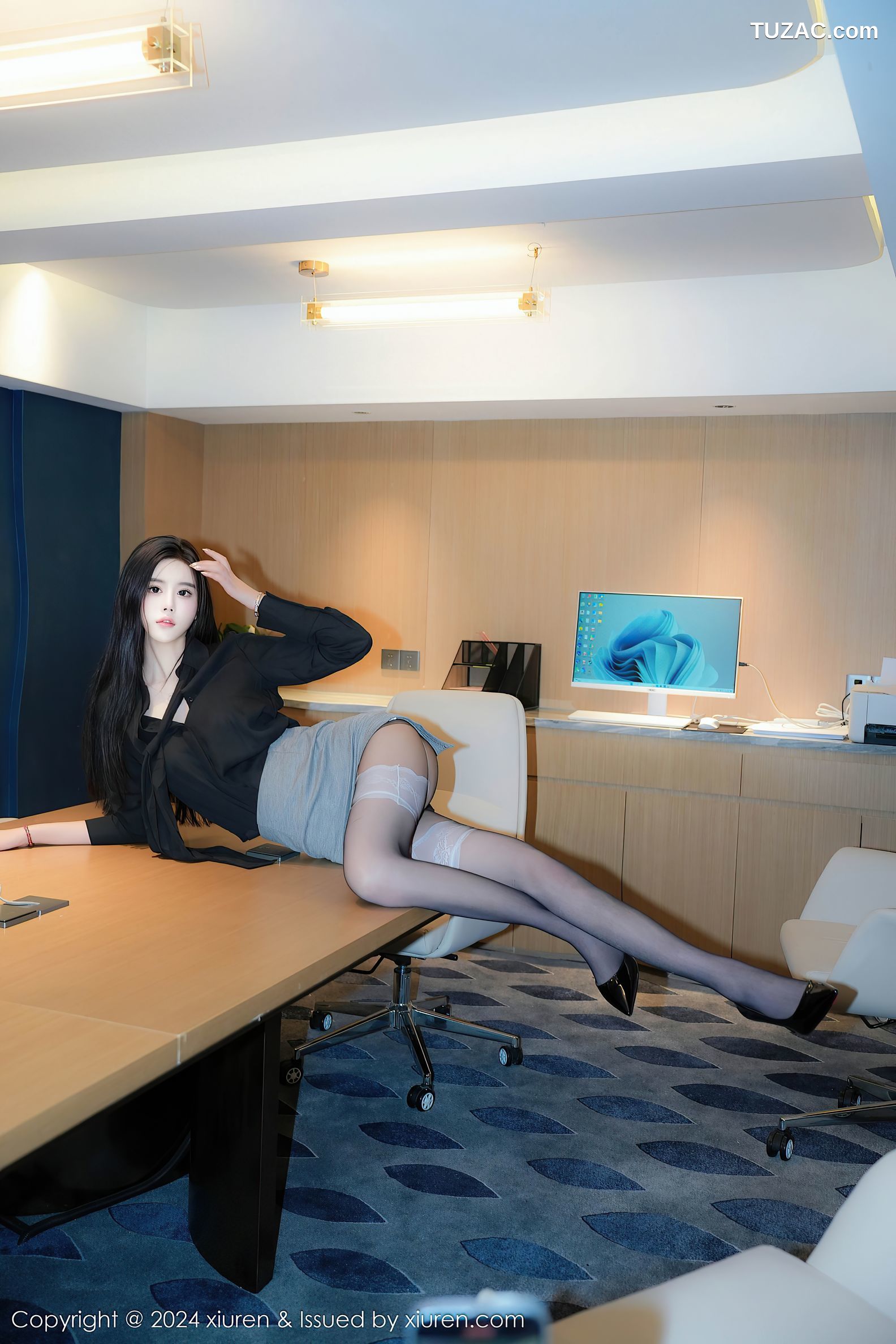 XiuRen秀人网-9167-Erikaki-OL黑衫灰裙黑丝爆乳-2024.09.14