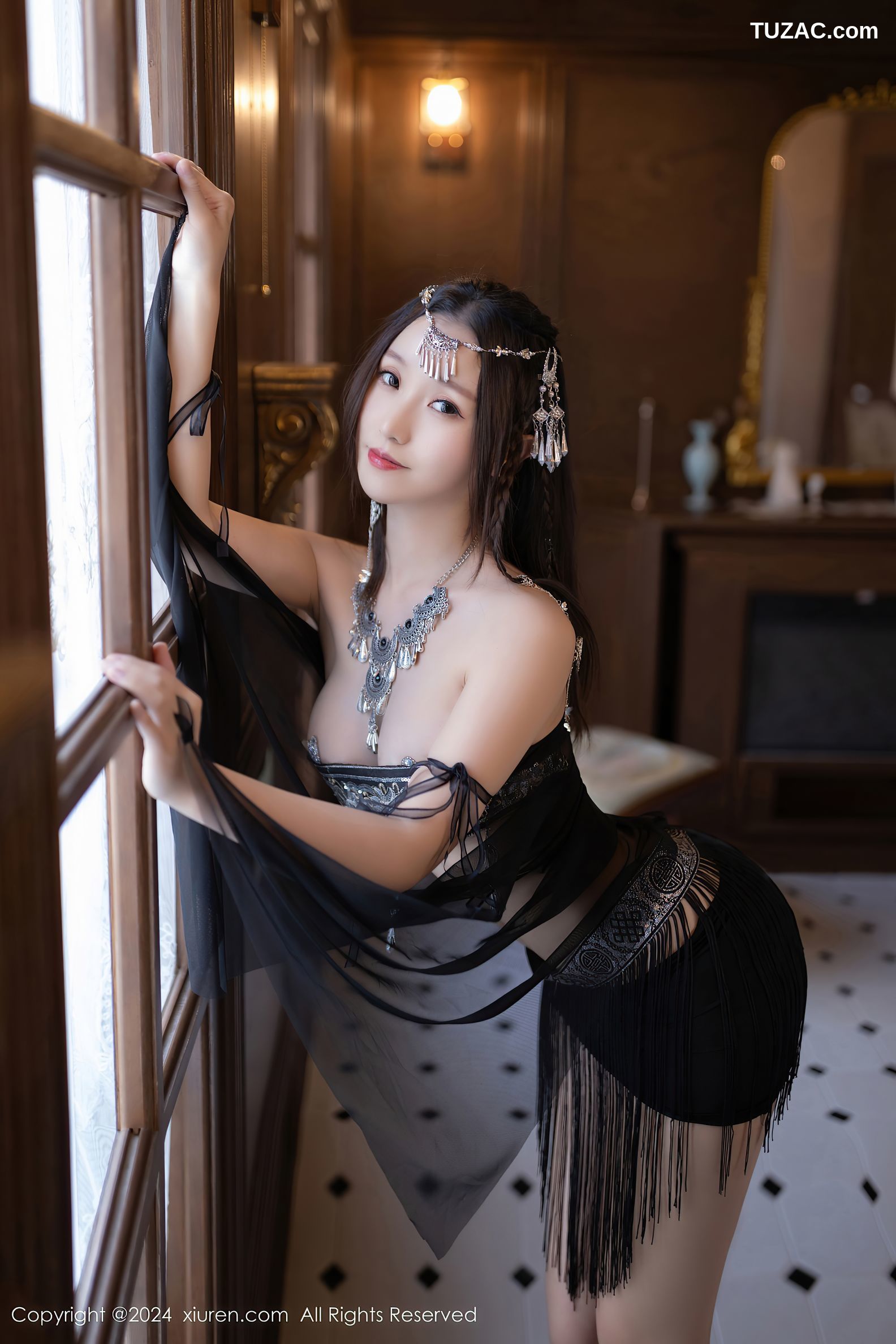 XiuRen秀人网-9172-杏子Yada-民族风抹胸轻透黑纱爆乳-2024.09.18
