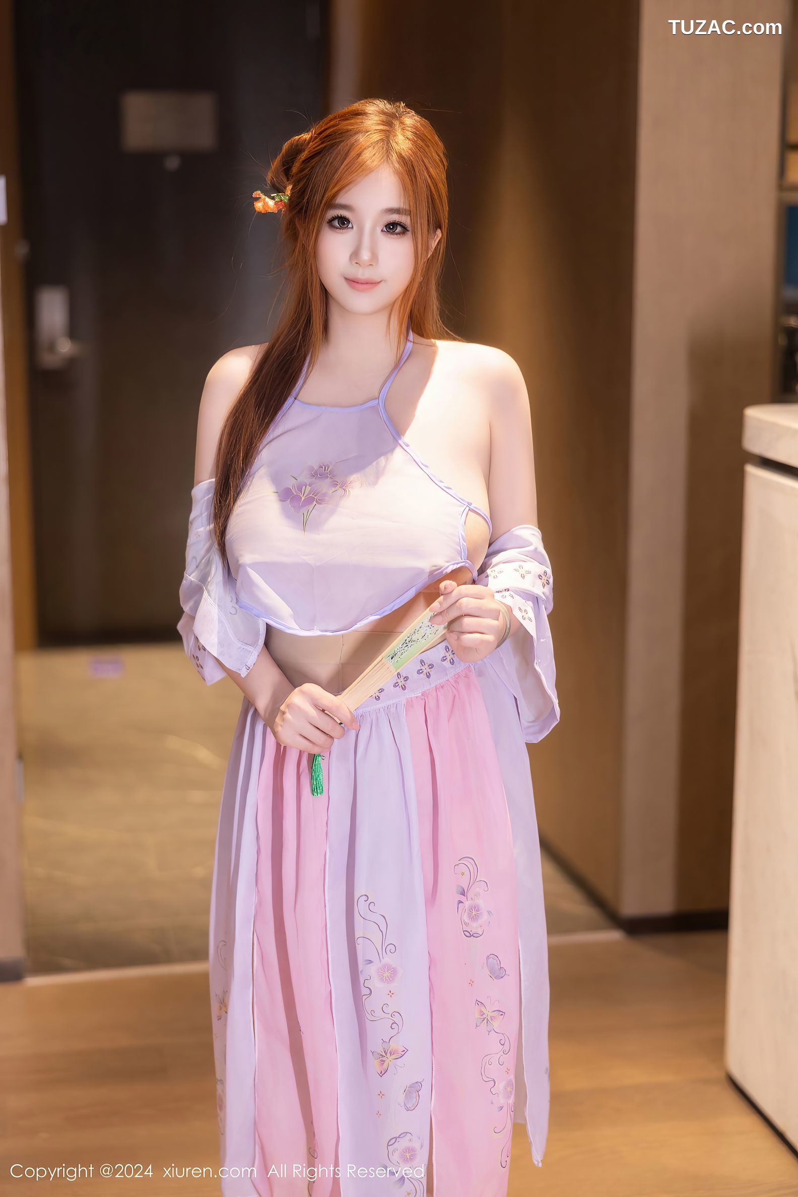 XiuRen秀人网-9178-小肉肉咪-古风淡粉裙淡紫色肚兜-2024.09.19