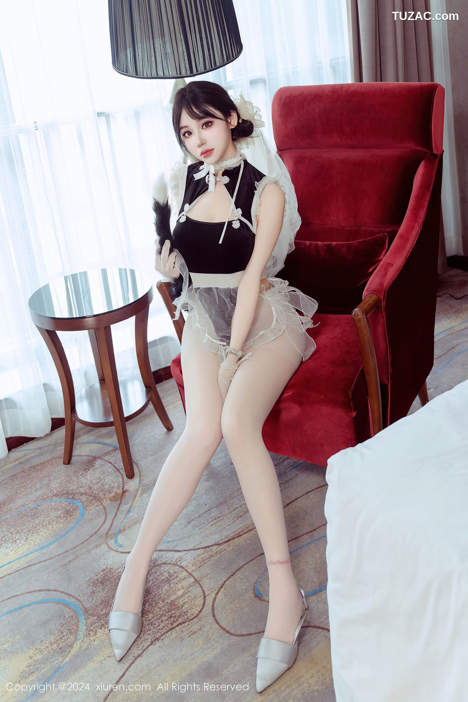 XiuRen秀人网-9197-汐汐爱吃草莓-猫系小女仆白纱爆乳-2024.09.24