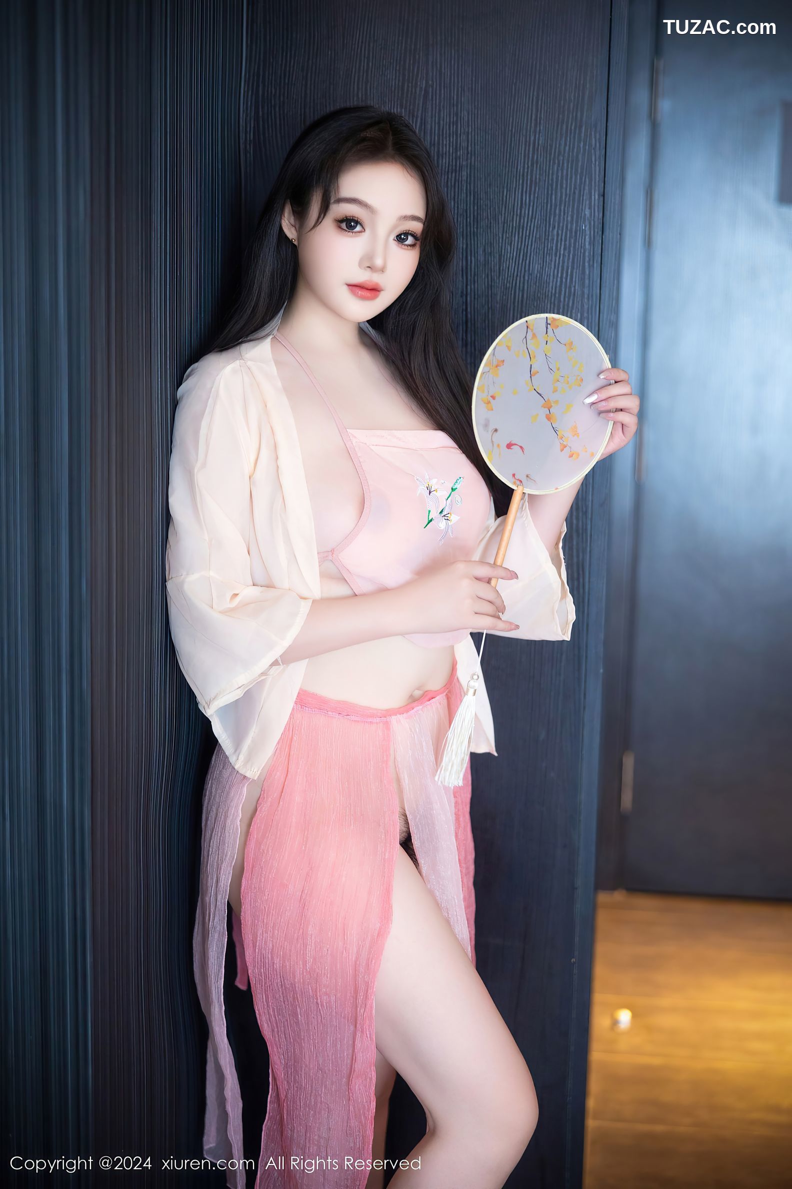 XiuRen秀人网-9211-潘多拉哦-古风粉纱裙淡粉肚兜-2024.09.26