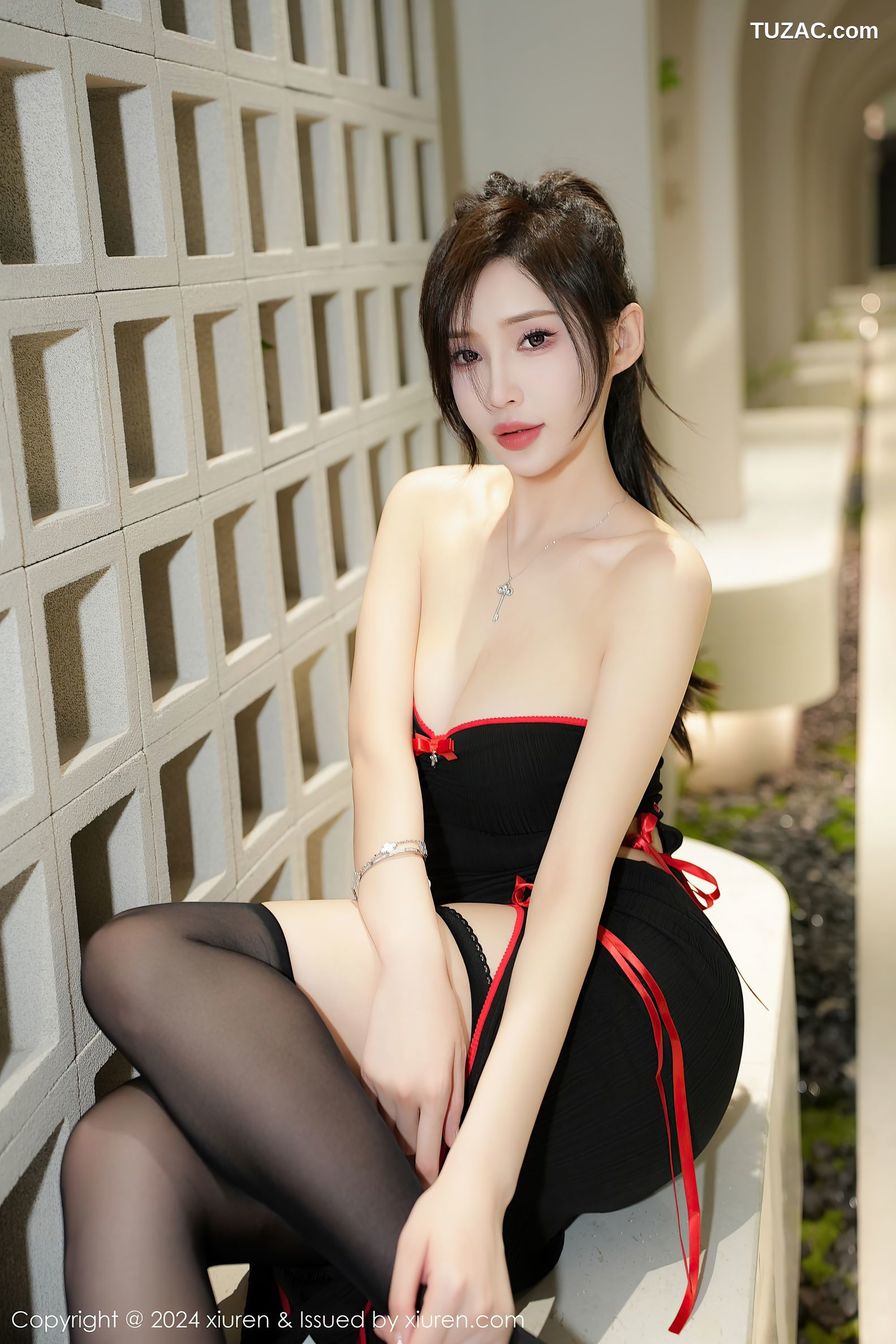 XiuRen秀人网-9220-周妍希-黑色低胸长裙黑丝-2024.09.27