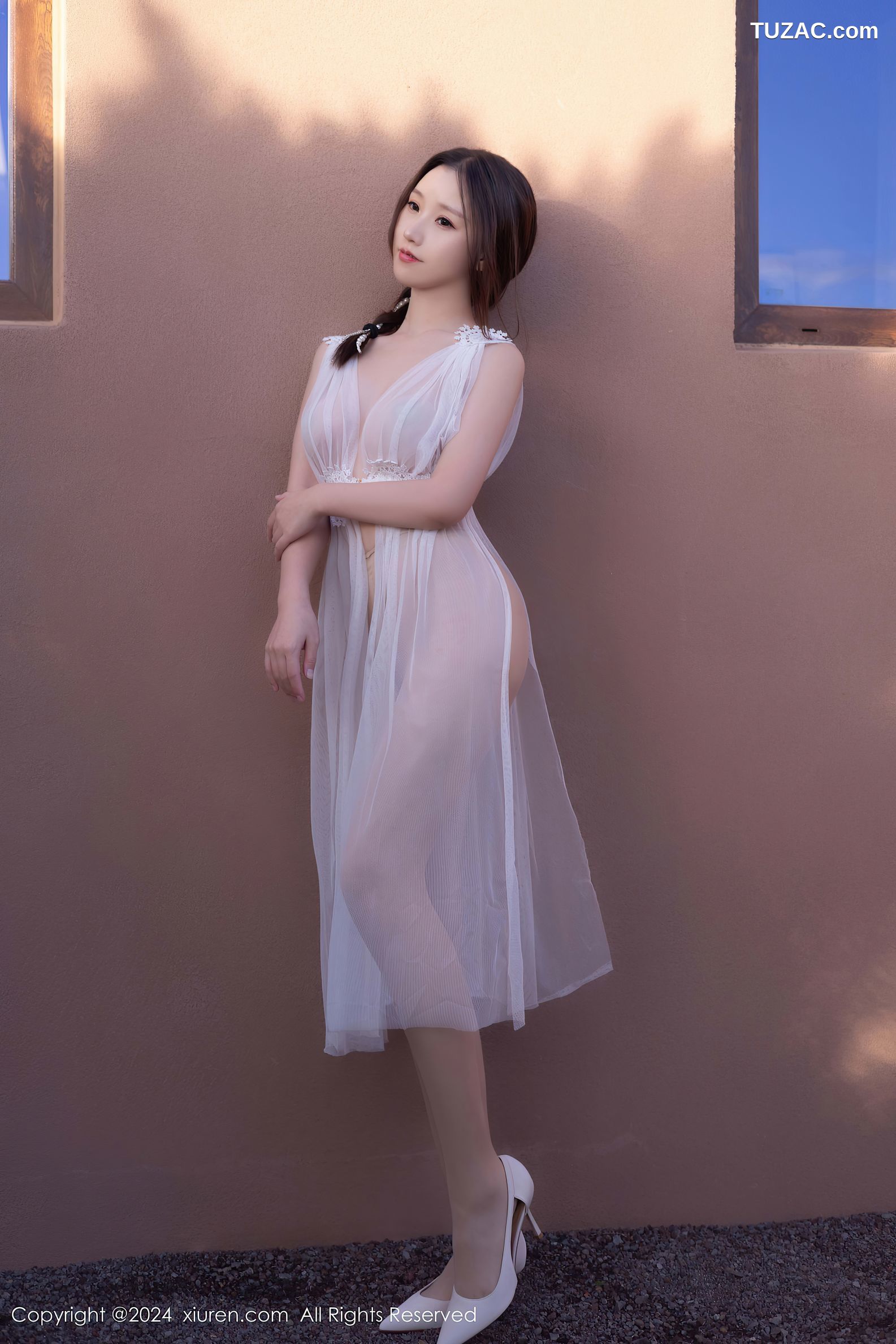 XiuRen秀人网-9442-杏子Yada-轻透白纱裙肉丝美腿-2024.11.13