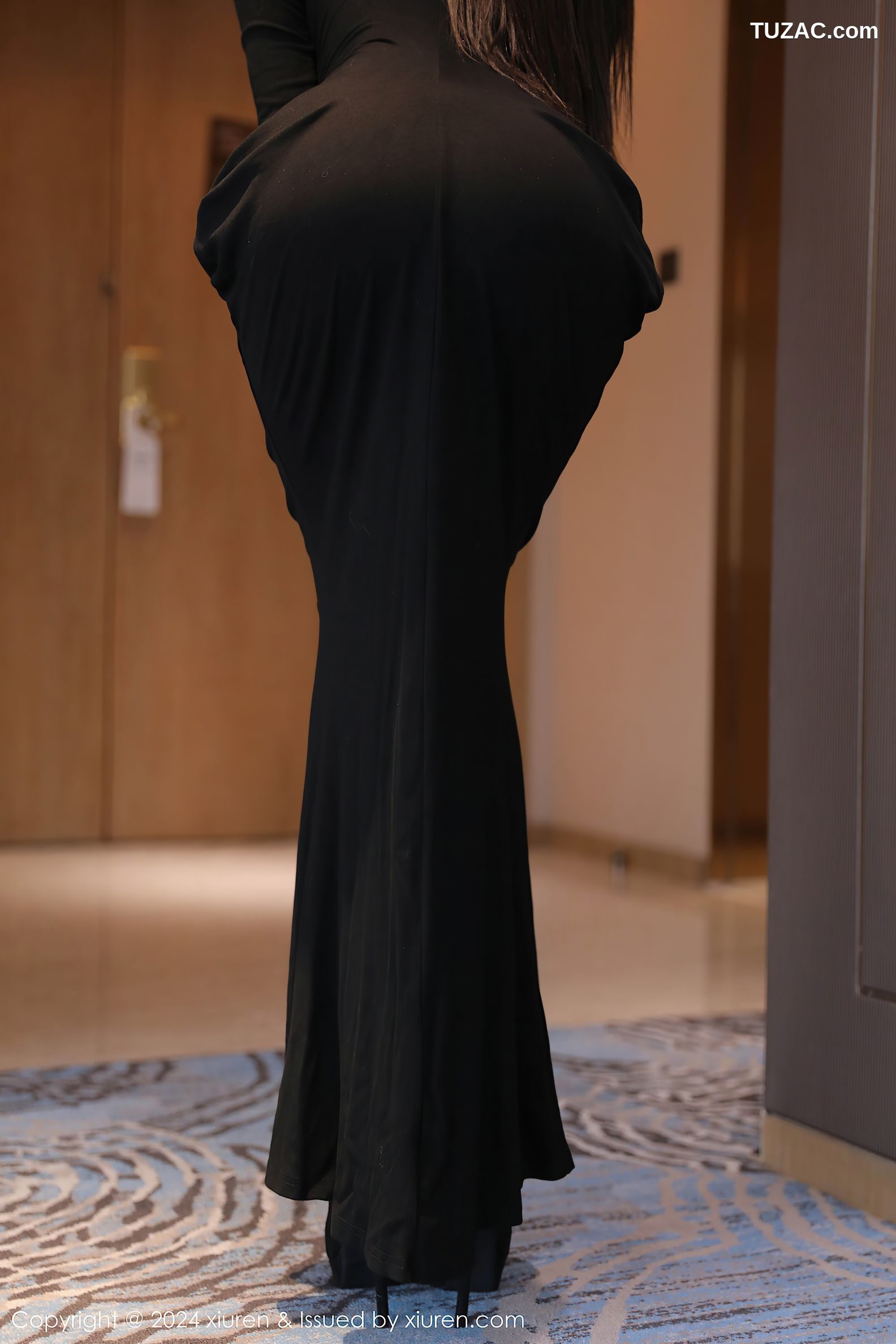 XiuRen秀人网-9670-Candy糖糖-黑色礼服豹纹内衣黑丝-2024.12.27
