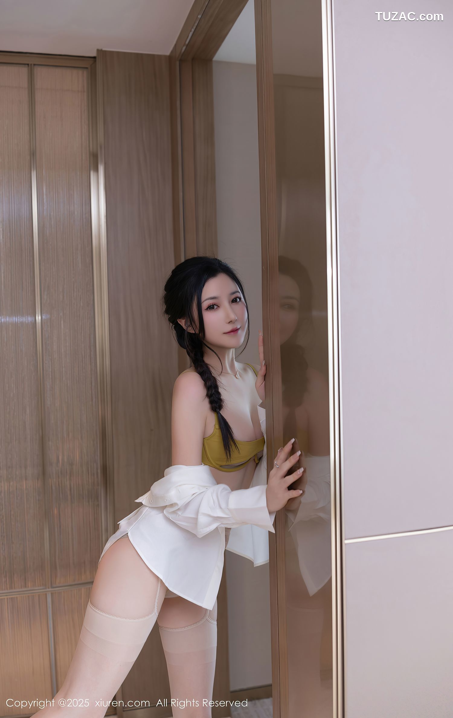 XiuRen秀人网-9709-鱼子酱Fish-白衬衫杏黄内衣-2025.01.03