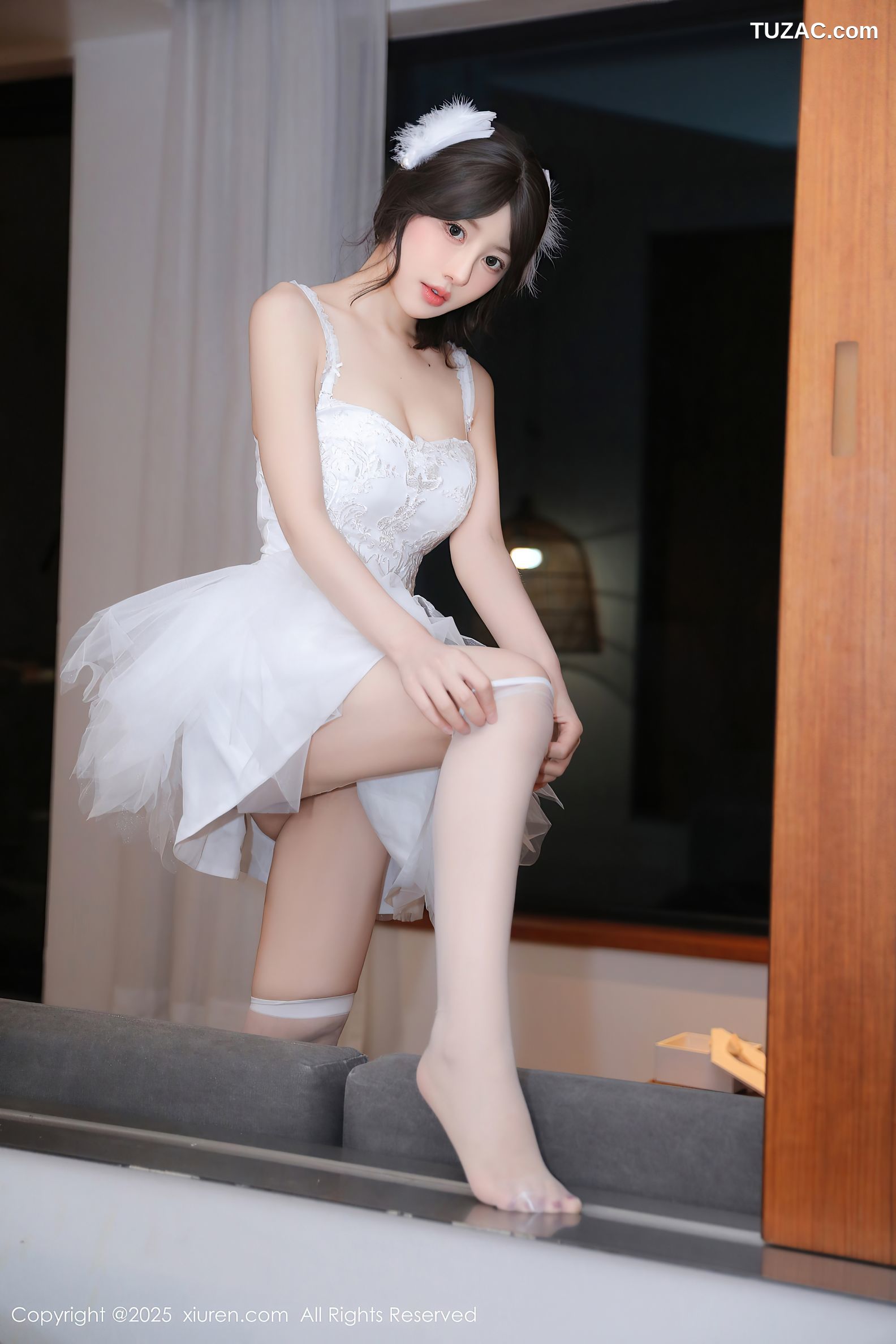XiuRen秀人网-9742-桃妖夭-白色天使短纱裙白丝爆乳萝莉-2025.01.10