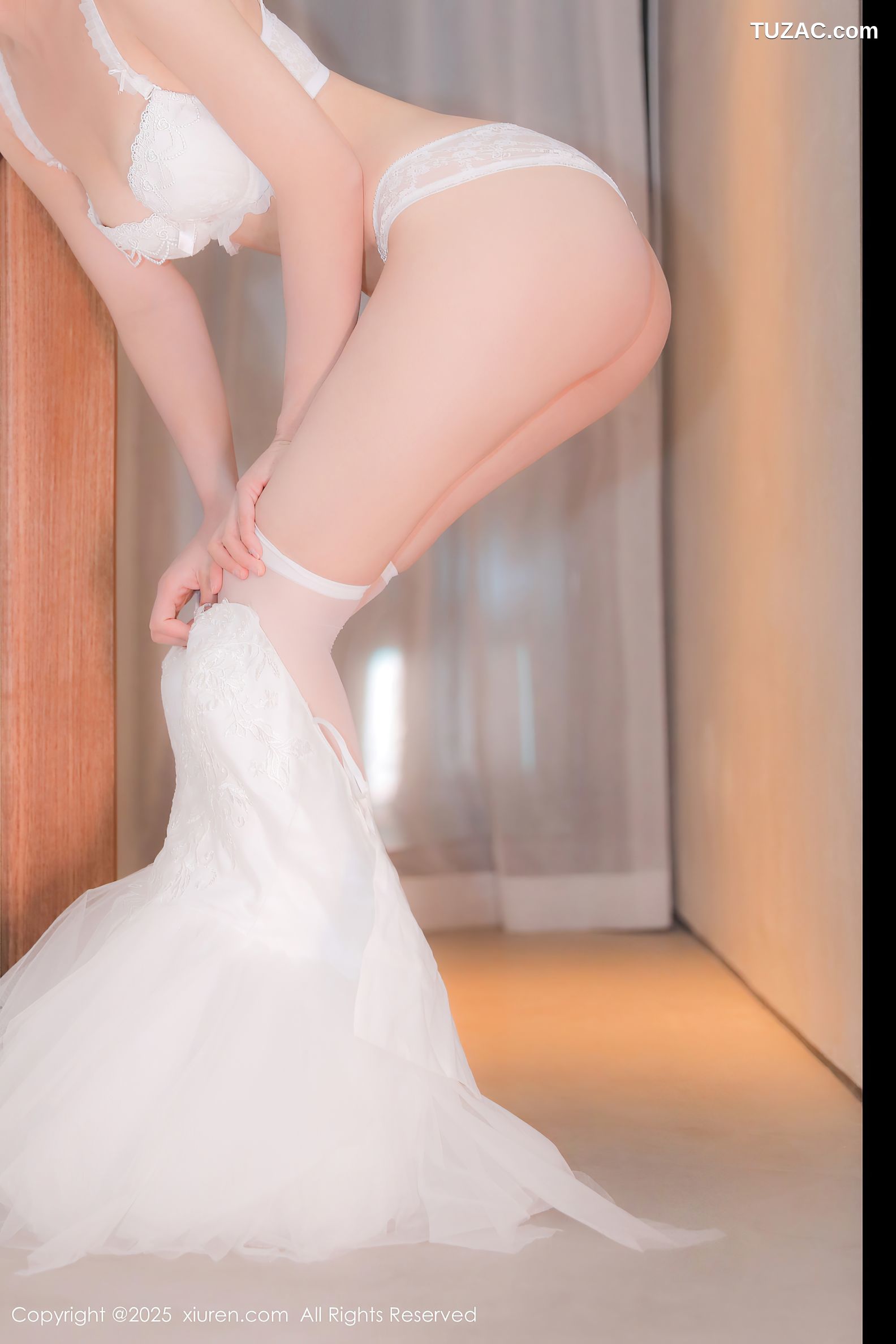 XiuRen秀人网-9742-桃妖夭-白色天使短纱裙白丝爆乳萝莉-2025.01.10