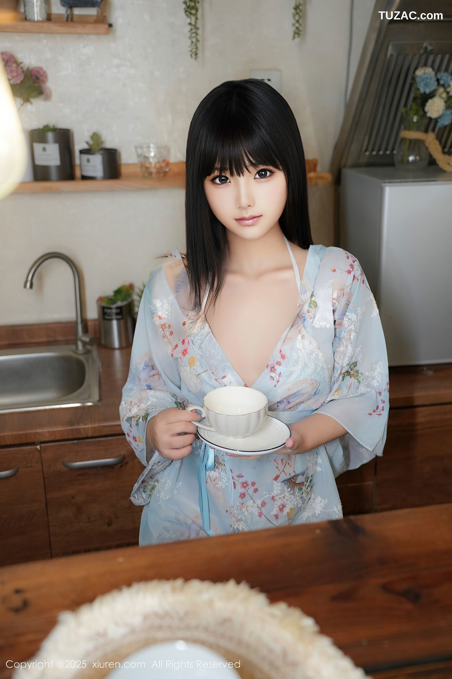 XiuRen秀人网-9760-姚若兮vay-轻透浅蓝碎花纱裙爆乳-2025.01.15