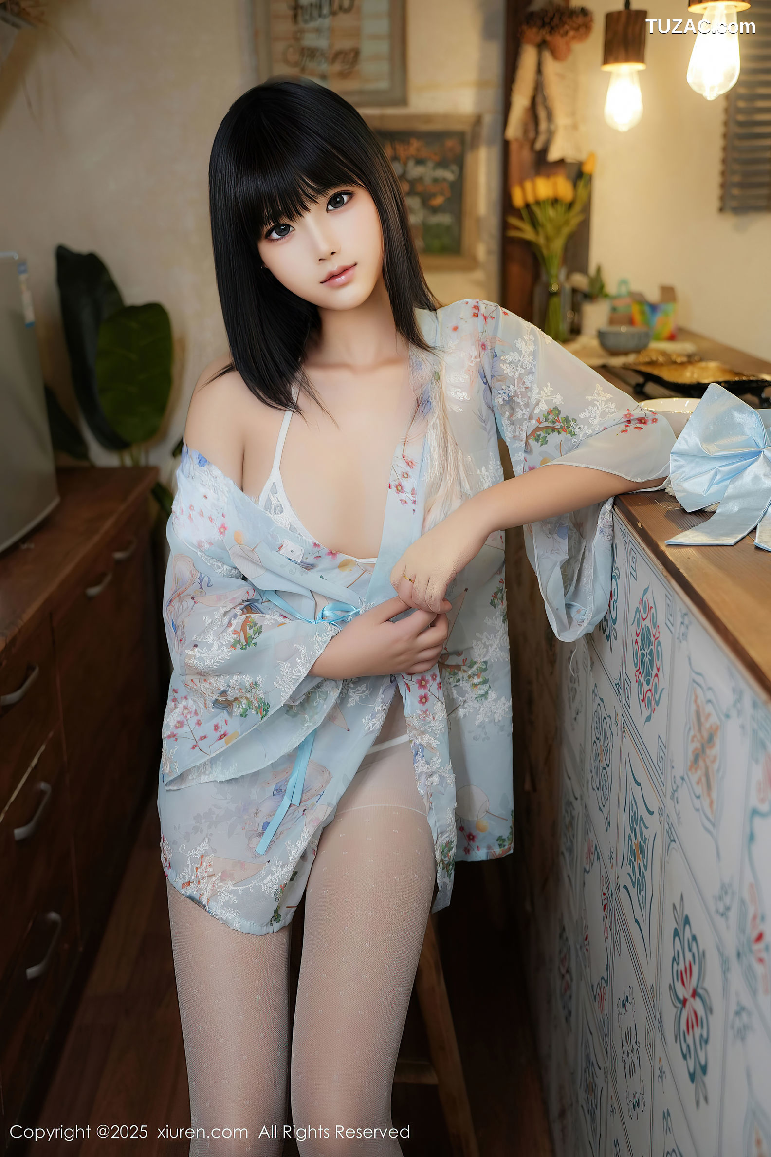 XiuRen秀人网-9760-姚若兮vay-轻透浅蓝碎花纱裙爆乳-2025.01.15