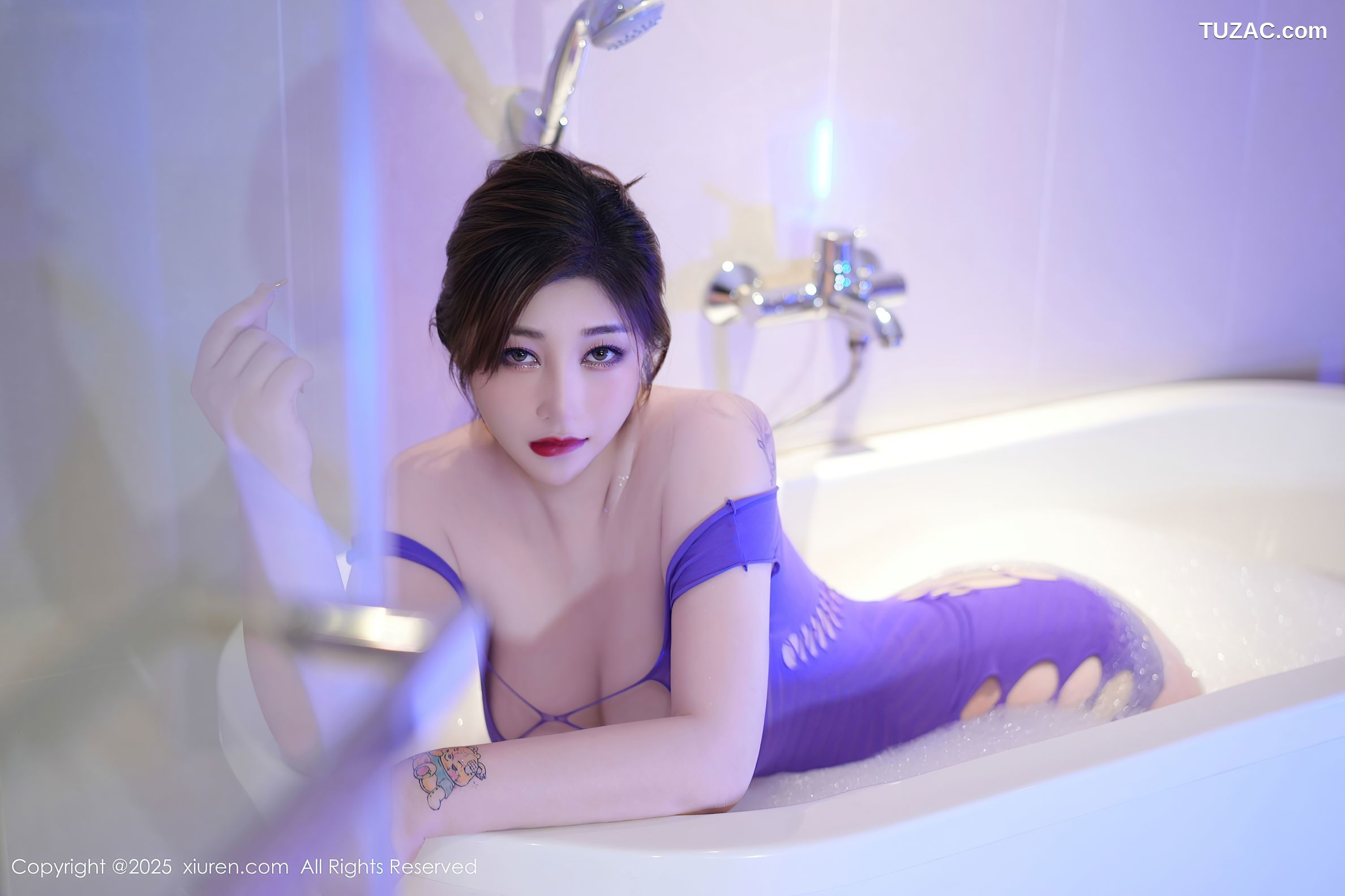 XiuRen秀人网-9885-妲己_Toxic-紫色情趣连衣短裙浴缸湿身爆乳-2025.02.14
