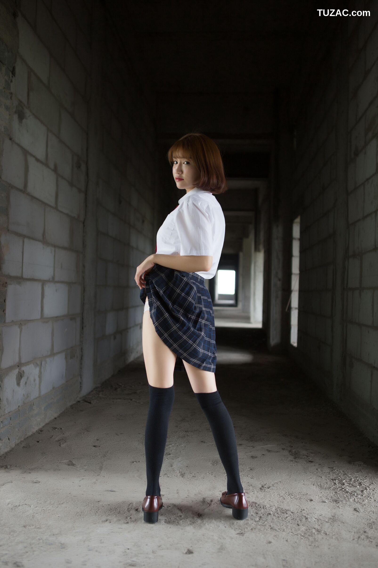 XR-Uncensored-K8傲娇萌萌Vivian-被束缚的学妹