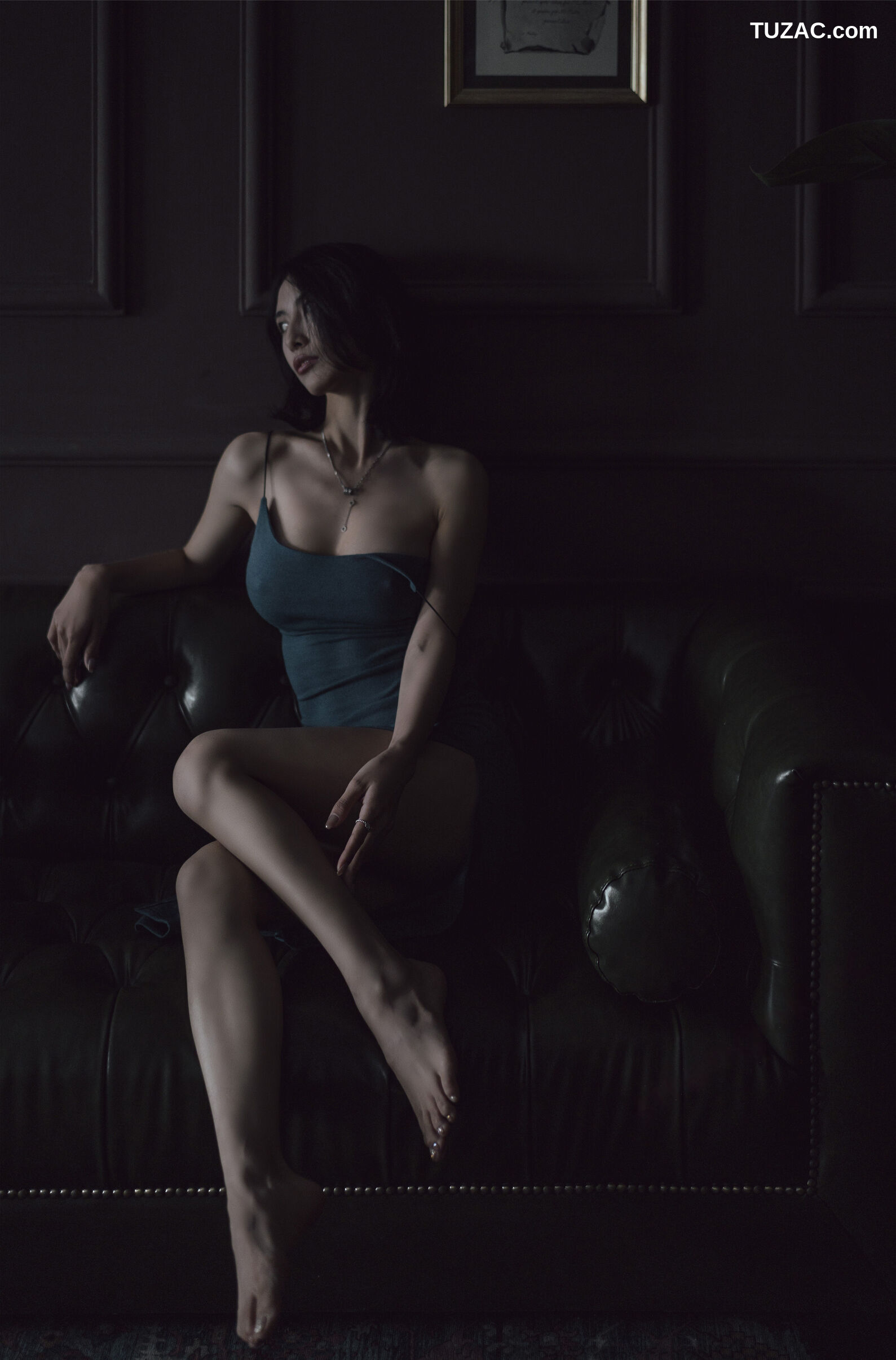 XR-Uncensored-lingyu69-欲望沙发