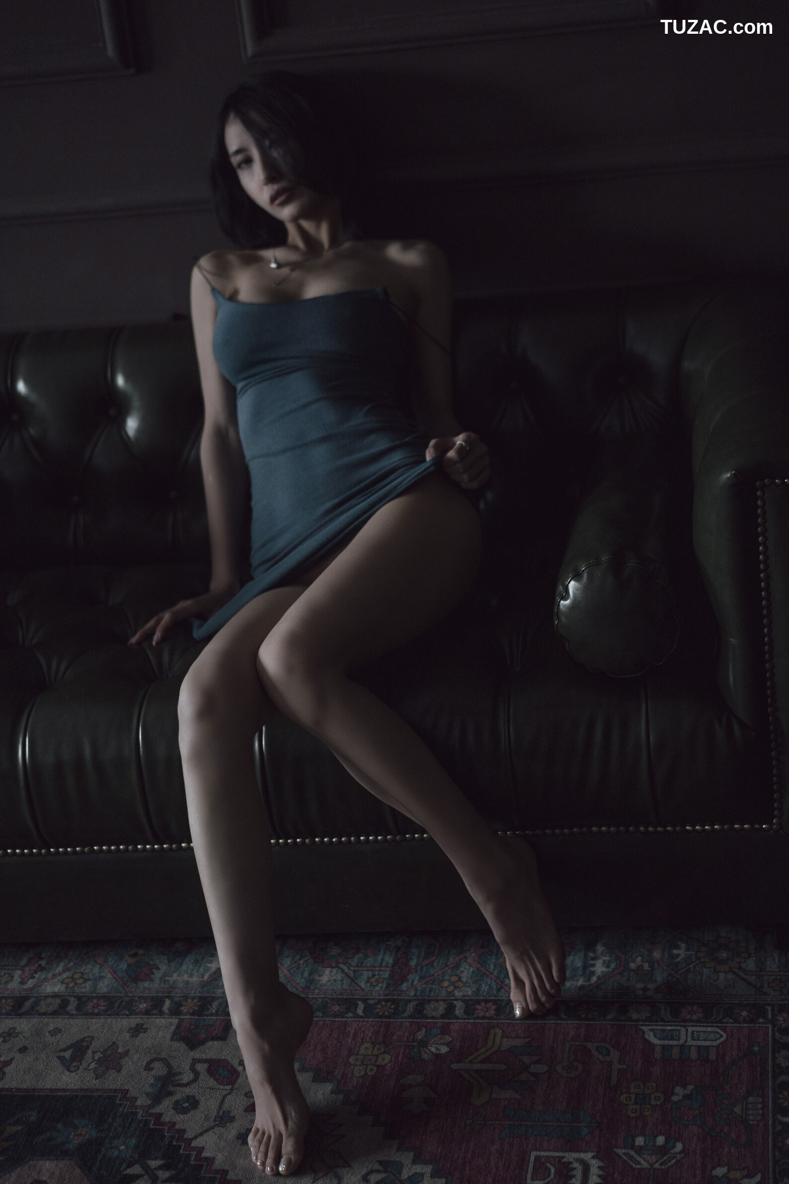 XR-Uncensored-lingyu69-欲望沙发