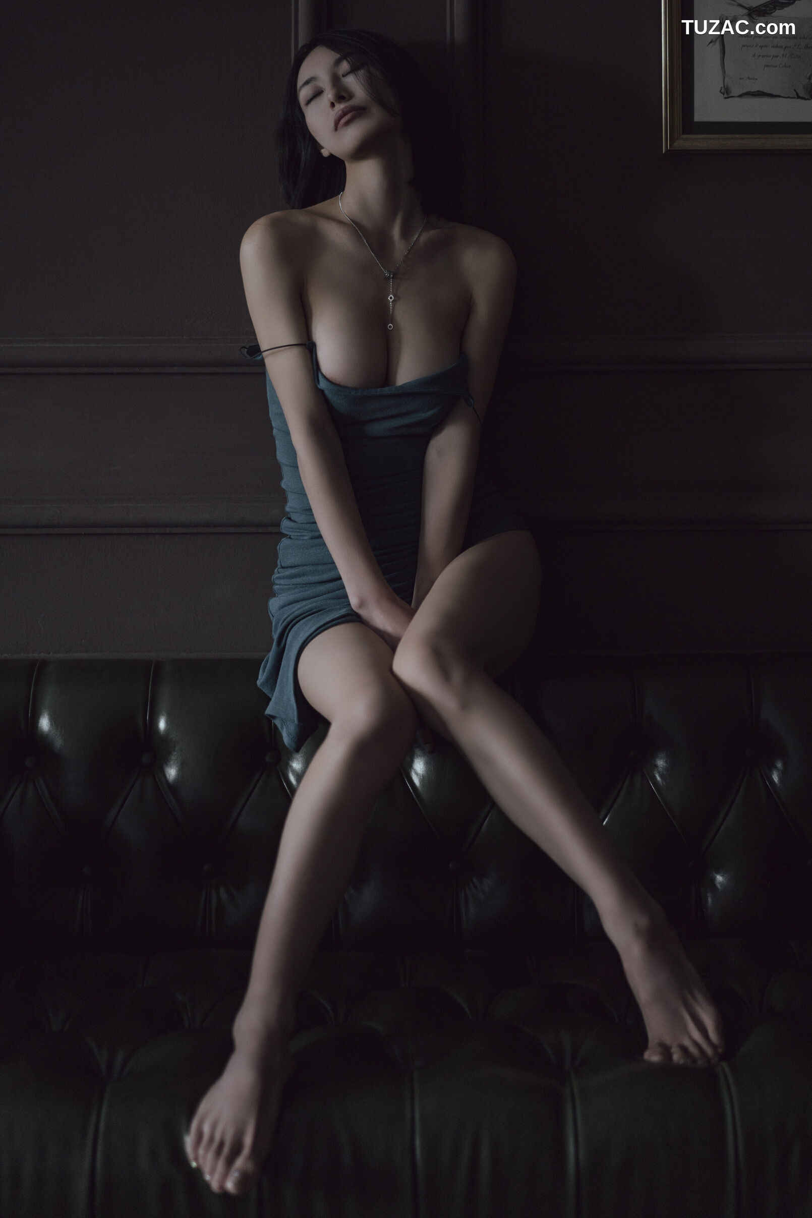 XR-Uncensored-lingyu69-欲望沙发