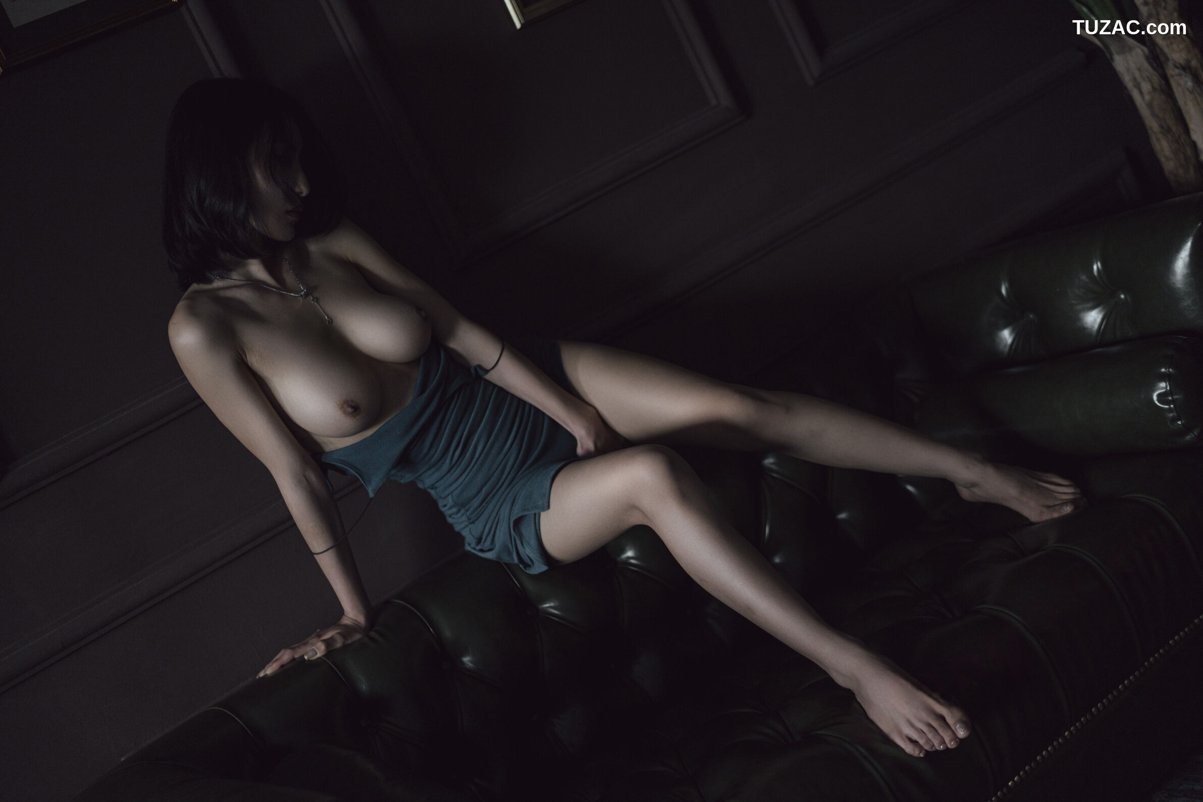 XR-Uncensored-lingyu69-欲望沙发