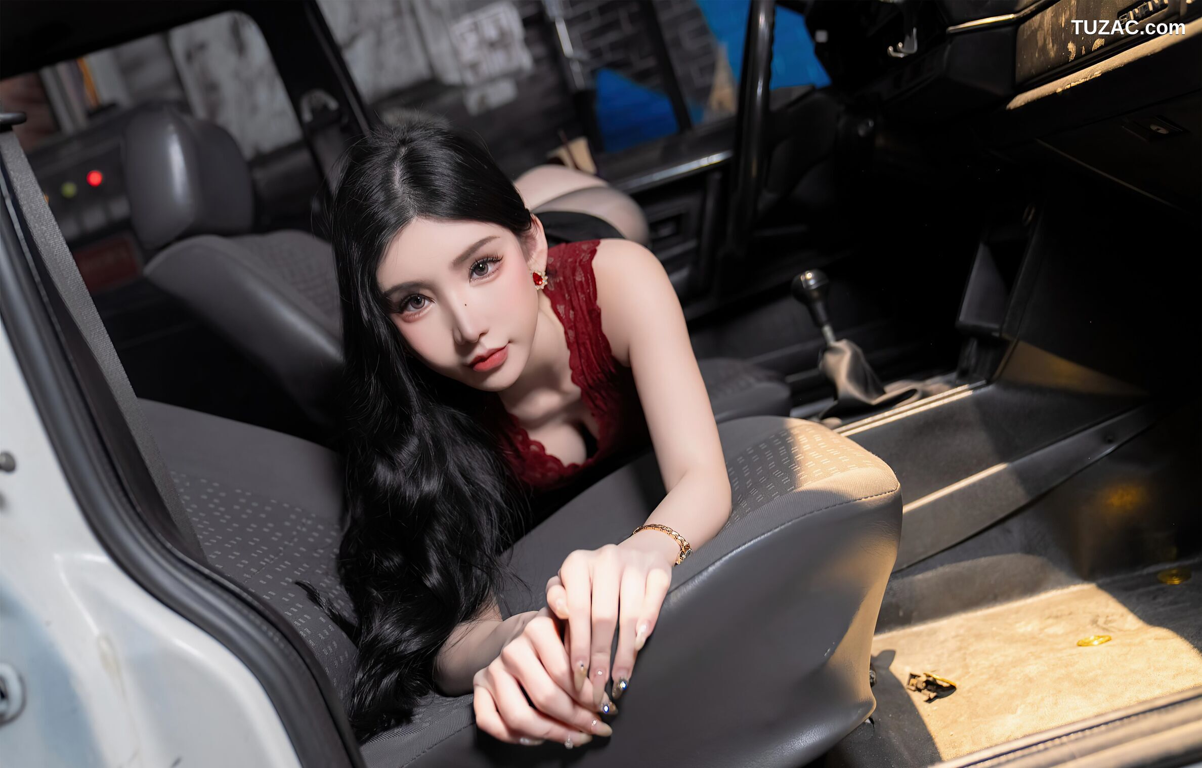 XR-Uncensored-周于希Sally-极品车模-内购无水印-XiuRen秀人网-7993-2024.01.19