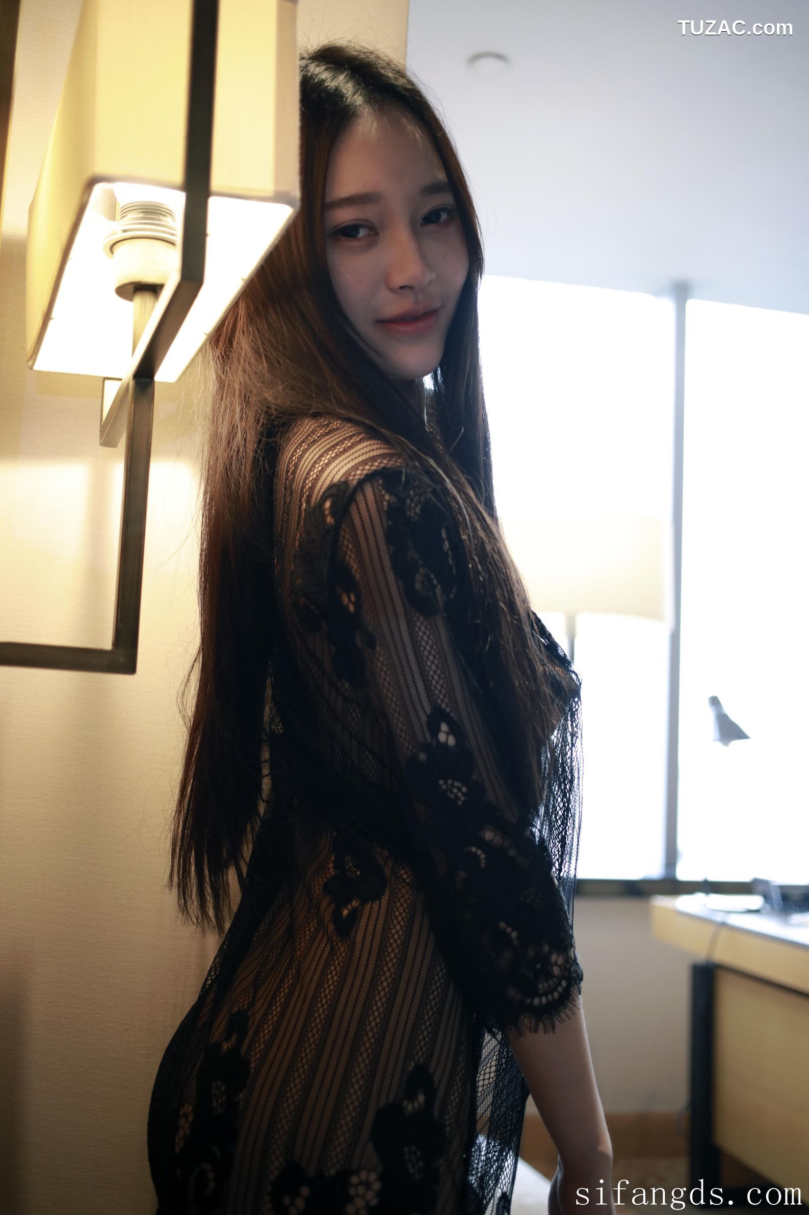 XR-Uncensored-唐琪儿-难掩的春色-MFStar模范学院-092-2017.03.23