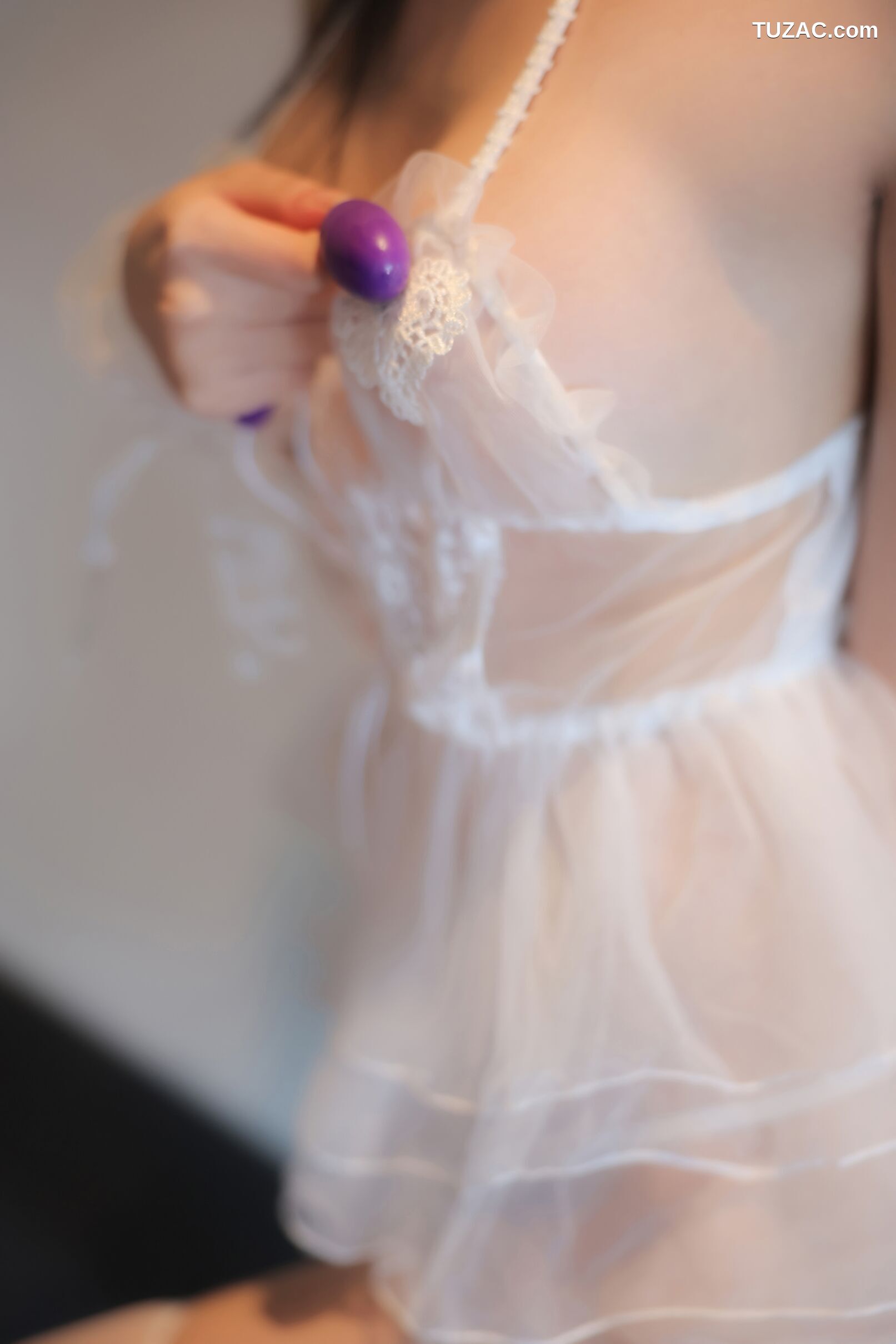 XR-Uncensored-幼幼-婚纱双跳蛋-XiuRen秀人网-7165-2023.07.31