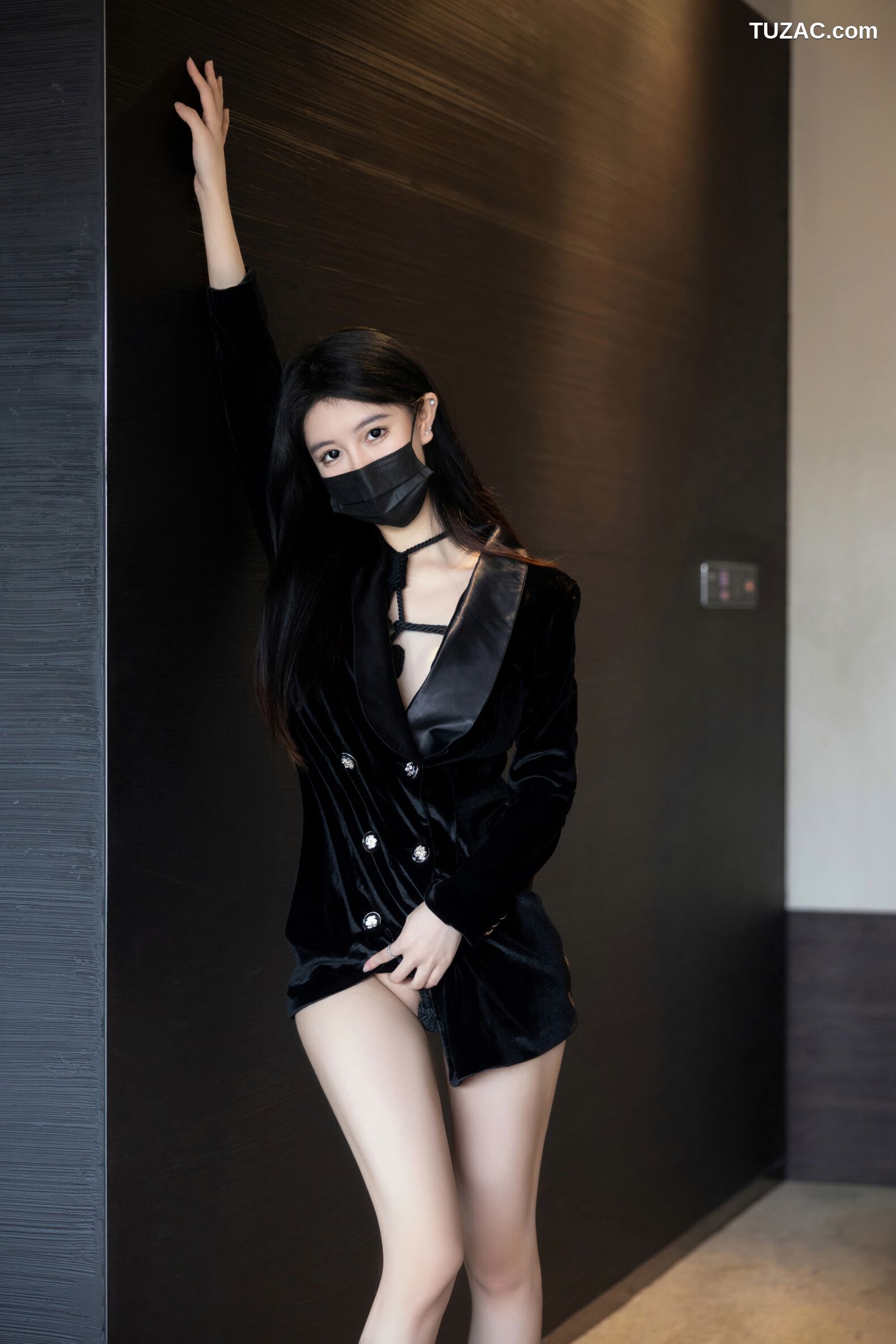 XR-Uncensored-幼幼-黑色绳缚-XiuRen秀人网-7121-2023.07.21