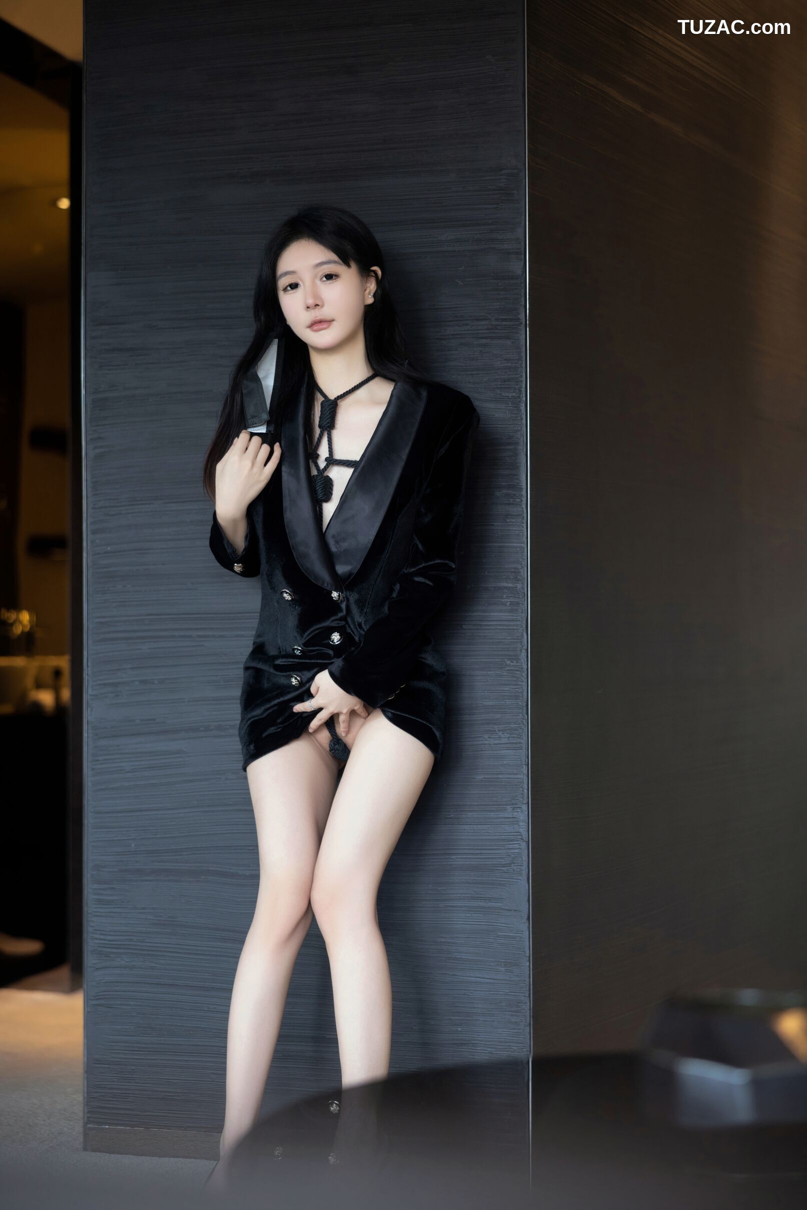 XR-Uncensored-幼幼-黑色绳缚-XiuRen秀人网-7121-2023.07.21