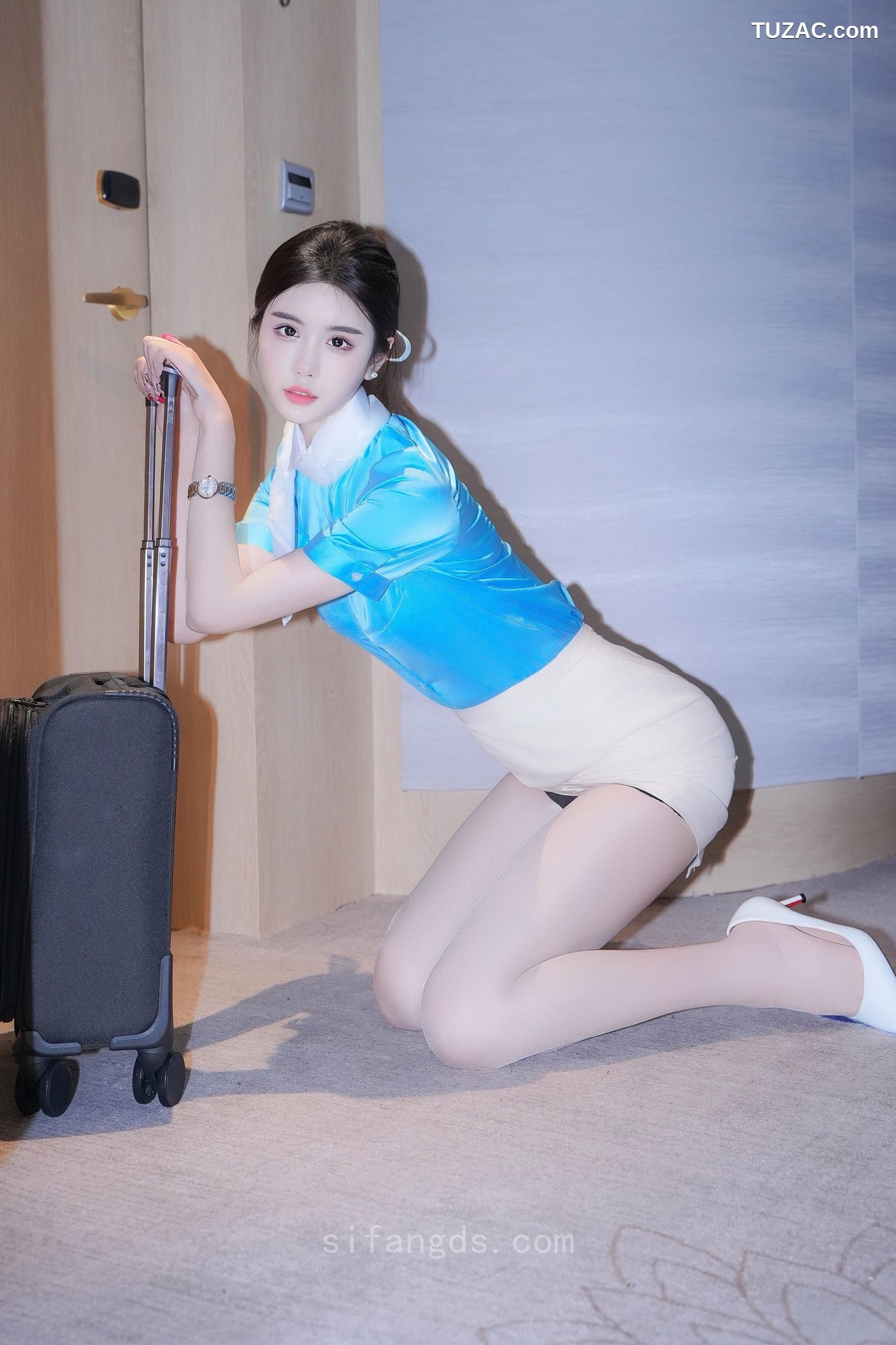XR-Uncensored-晚苏susu-空乘制服-R18-XiuRen秀人网-9269-内购私拍