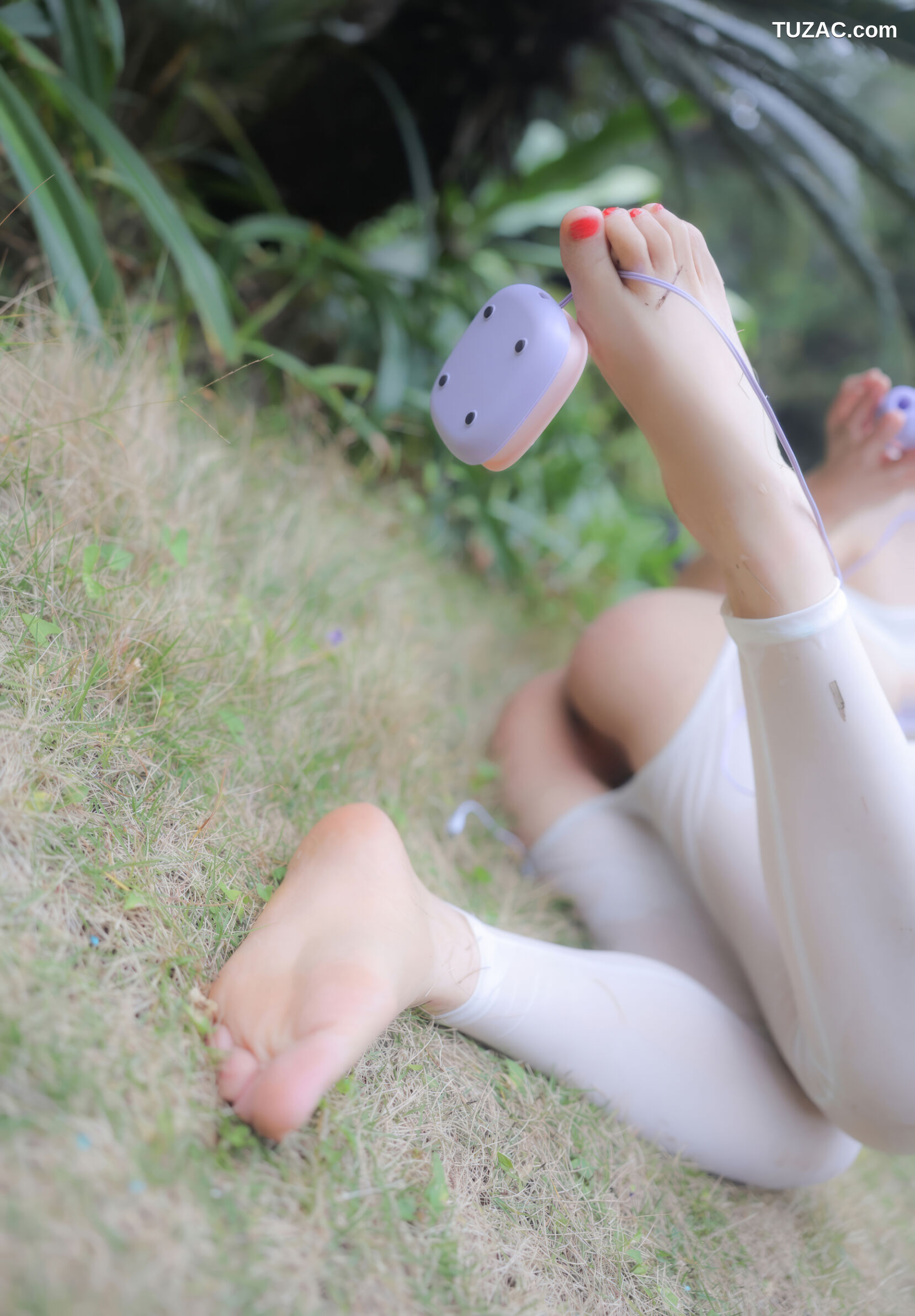 XR-Uncensored-桃妖夭-户外-内购无水印-XiuRen秀人网-8132-2024.02.23