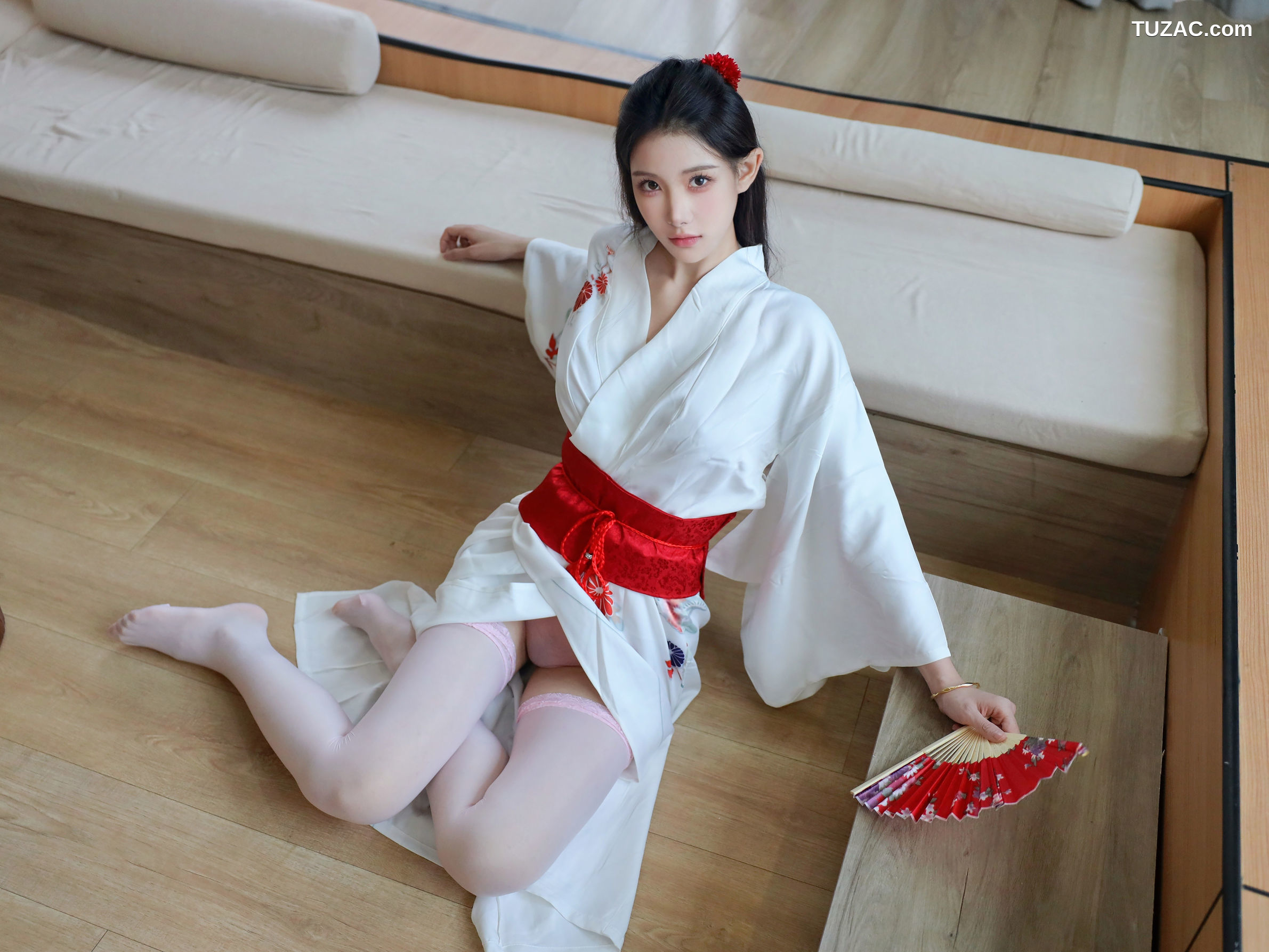 XR-Uncensored-梨霜儿-潘金莲-R18-Xiuren秀人网-10767-内购私拍-2025.09.15