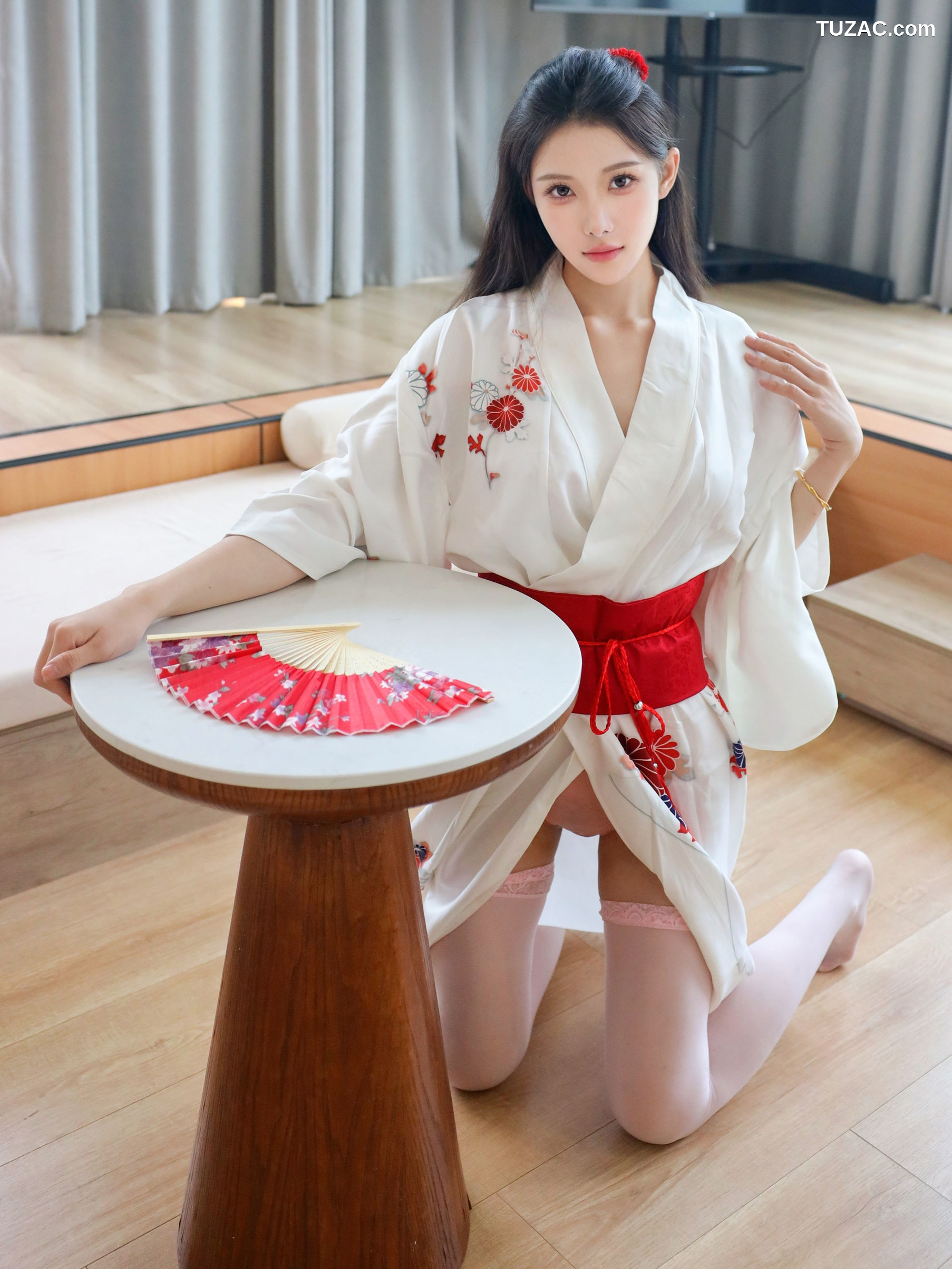 XR-Uncensored-梨霜儿-潘金莲-R18-Xiuren秀人网-10767-内购私拍-2025.09.15