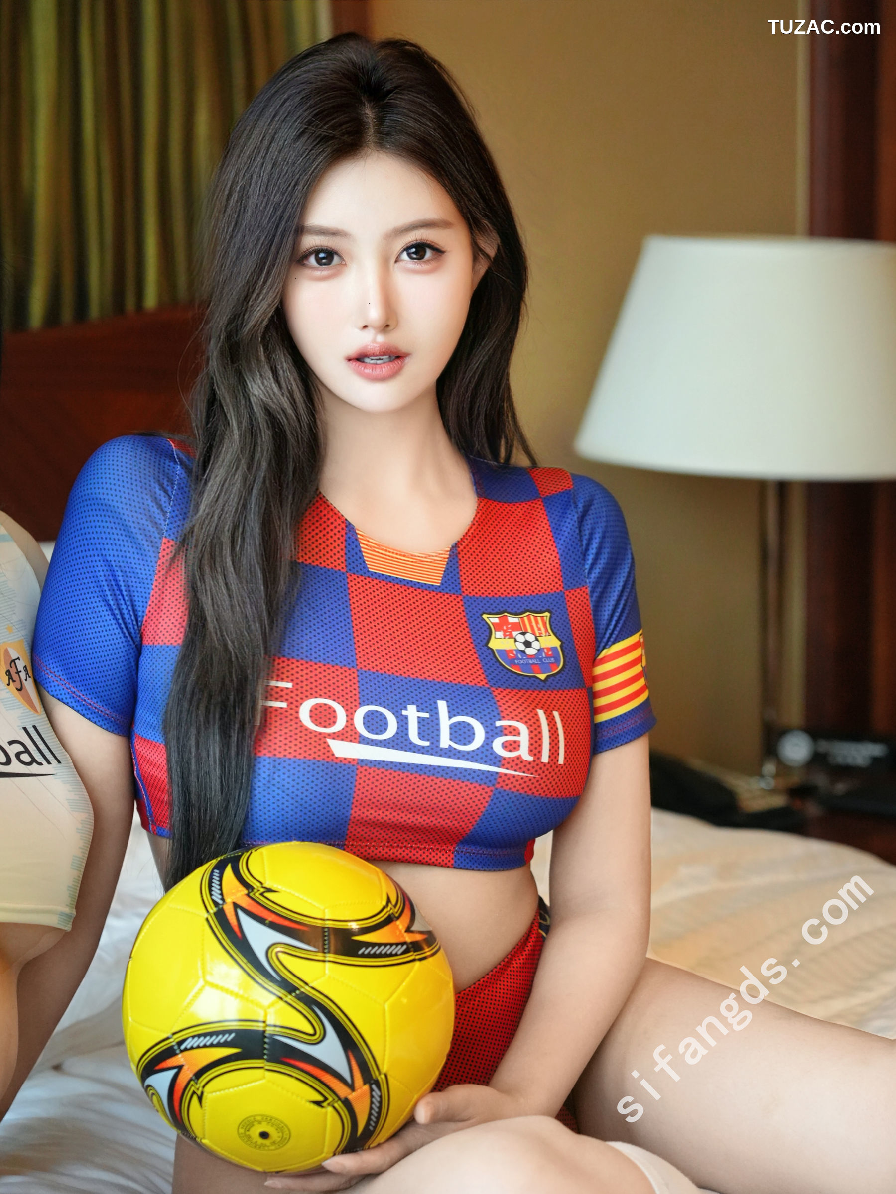 XR-Uncensored-梨霜儿-金允希-你的足球宝贝-XiuRen秀人网-10447-内购私拍-2025.06.23