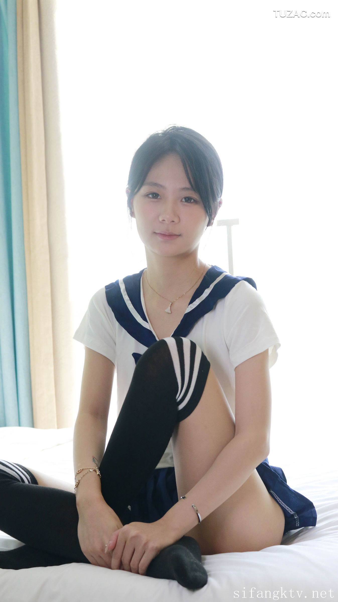 XR-Uncensored-谢小蒽-窗边的私语