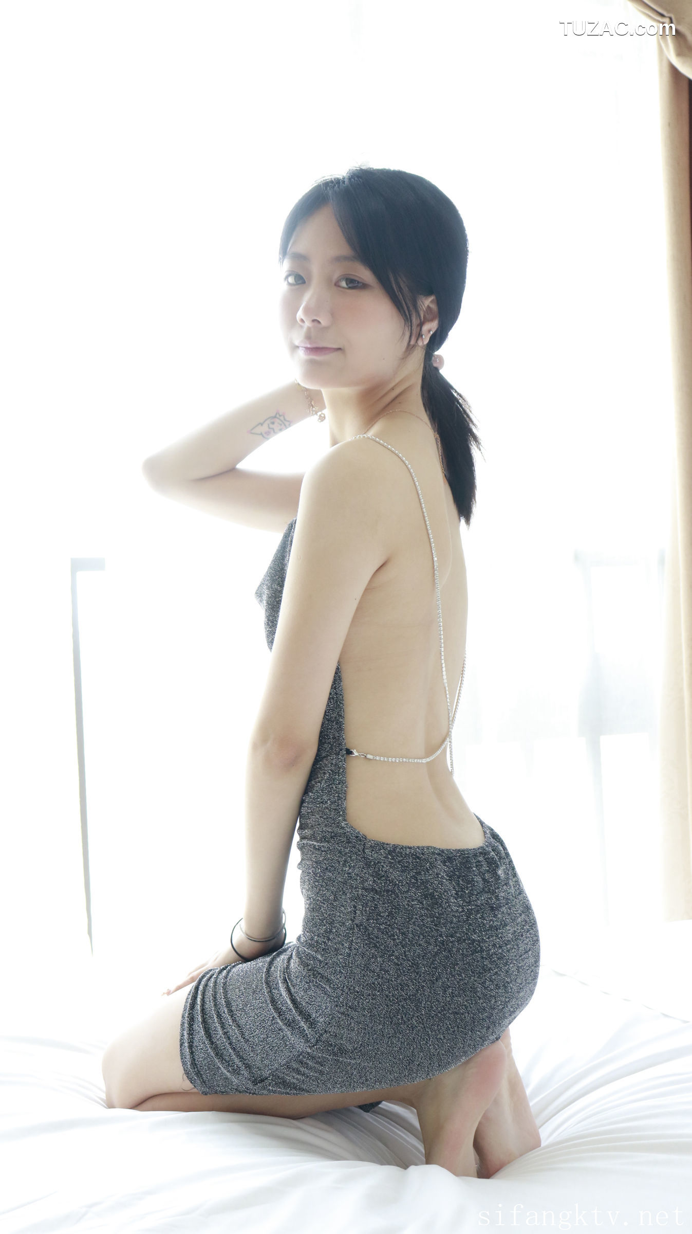 XR-Uncensored-谢小蒽-窗边的私语