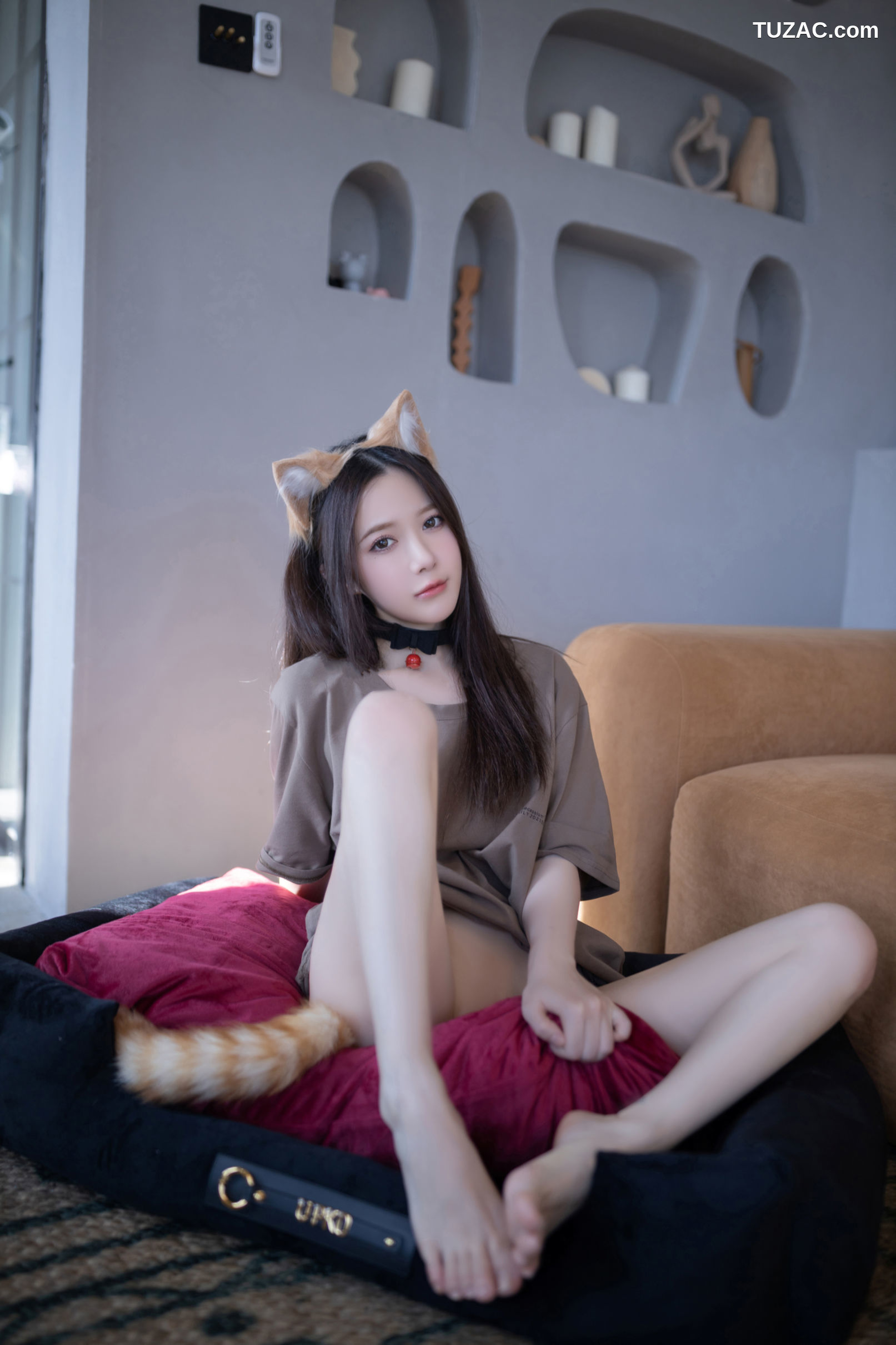 XR-Uncensored-鱼子酱Fish-《宅宠》-XiuRen秀人网-5395-内购私拍