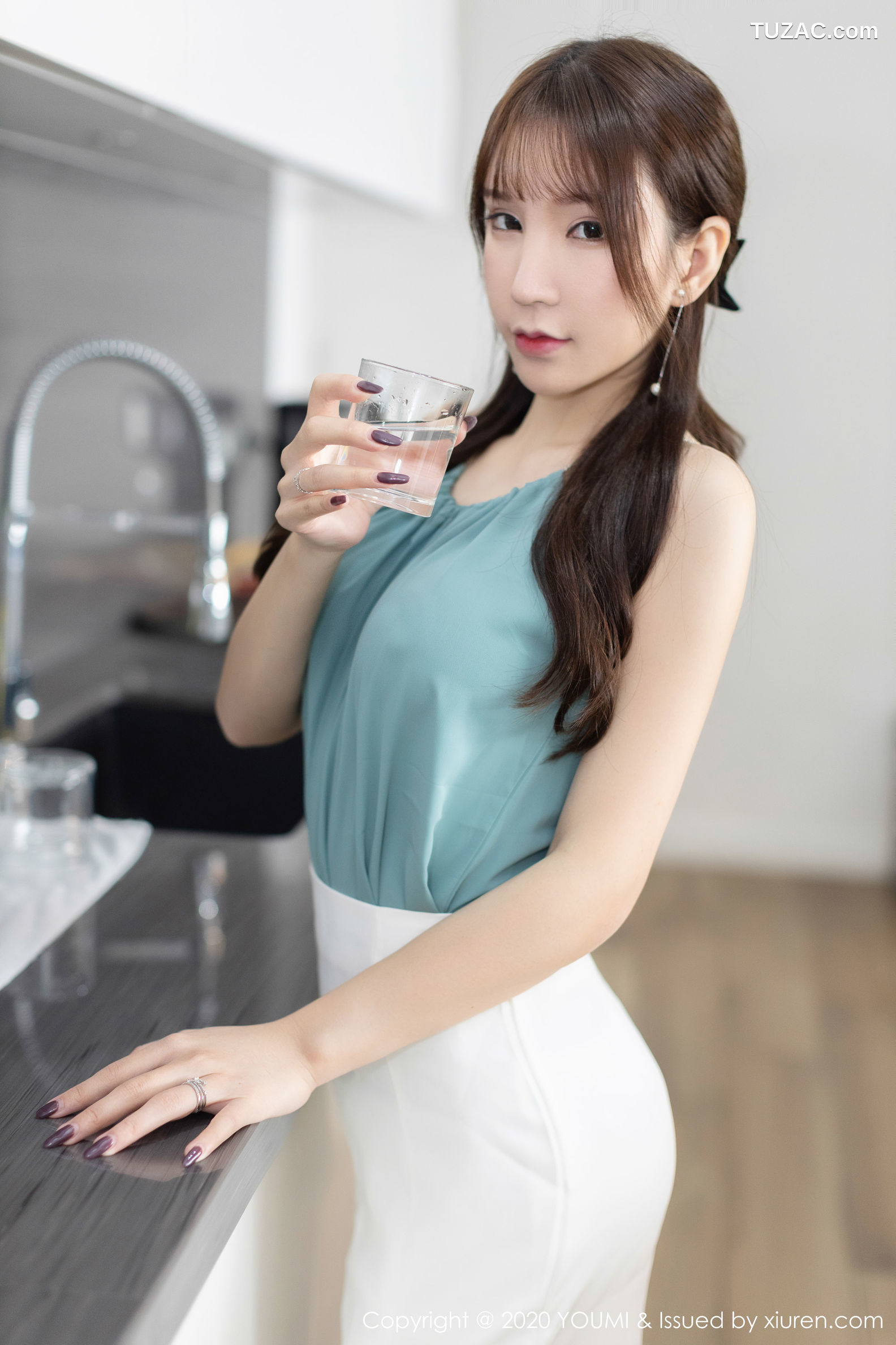 YouMi尤蜜荟-414-周于希-《高贵丝袜少妇诱惑》-2020.02.13