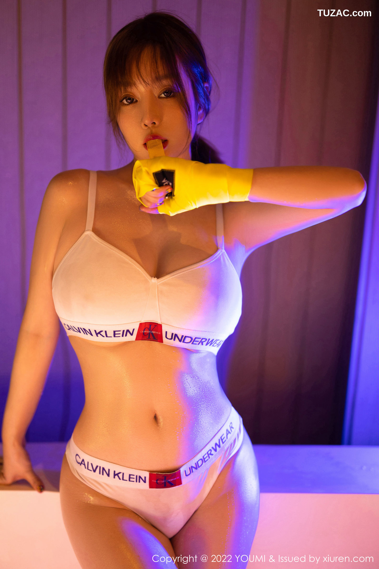 YouMi尤蜜荟-748-王雨纯-三亚旅拍角色扮演性感拳击手运动内衣-2022.01.30